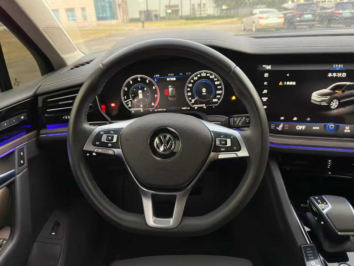 Volkswagen Touareg 2019 #5 Volkswagen Touareg 2019 car image #5