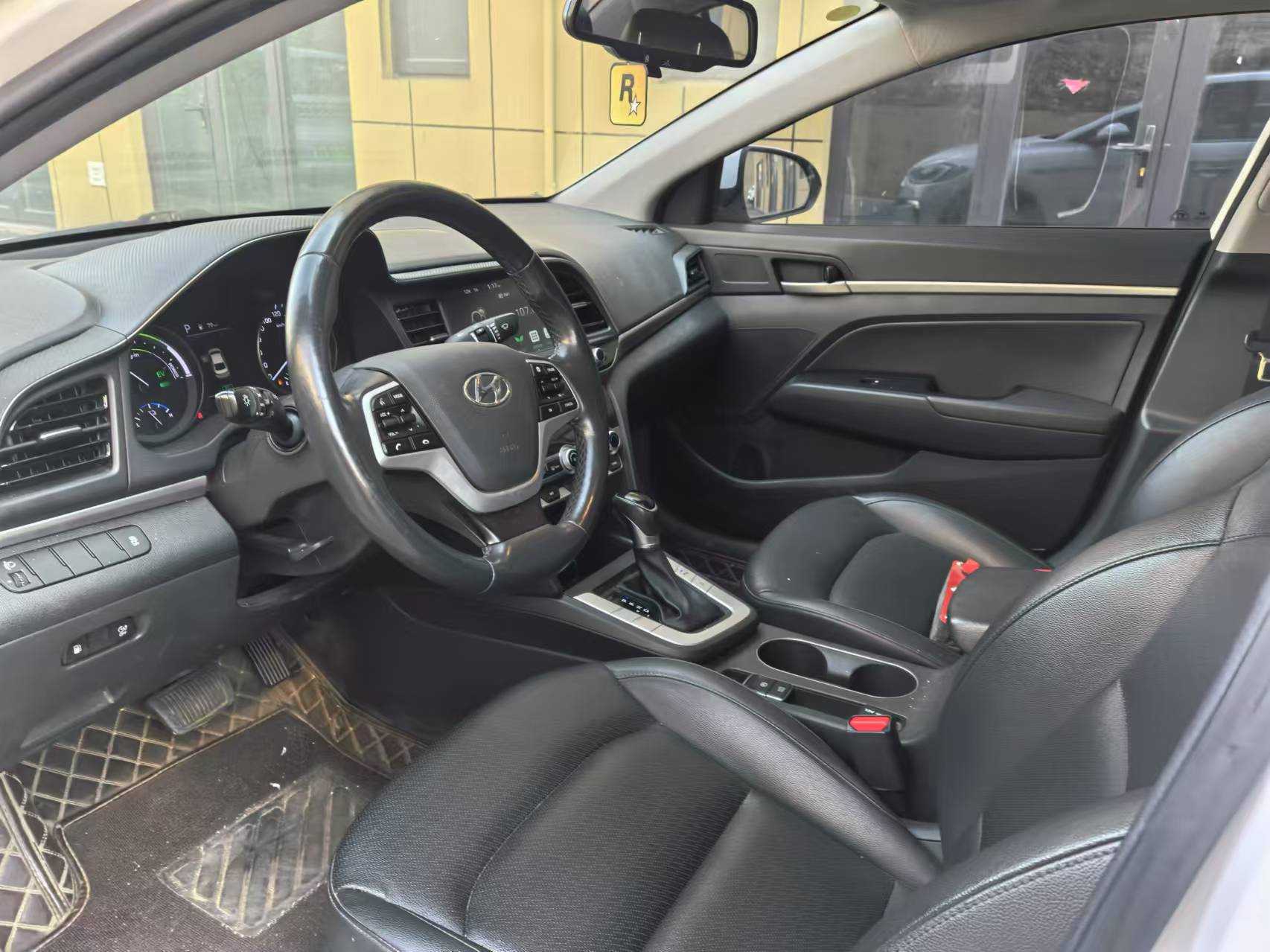 Hyundai Elantra AD PHEV 2021 #5 Hyundai Elantra AD PHEV 2021 immagine di auto #5