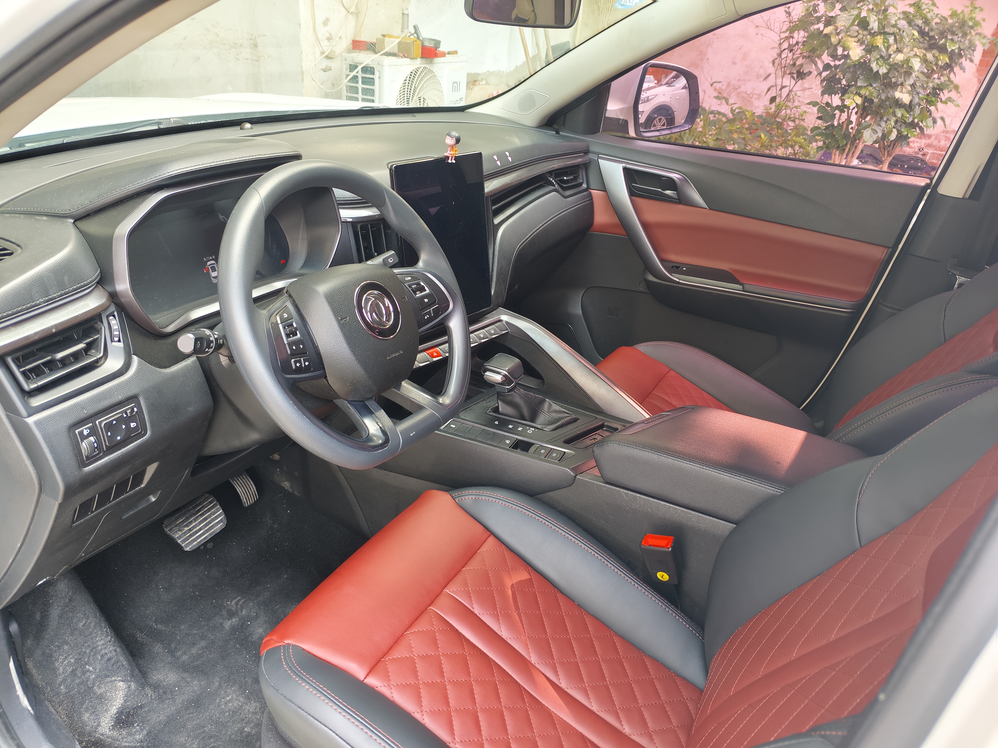 Forthing T5 L 2020 #5 Forthing T5 L 2020 car image #5