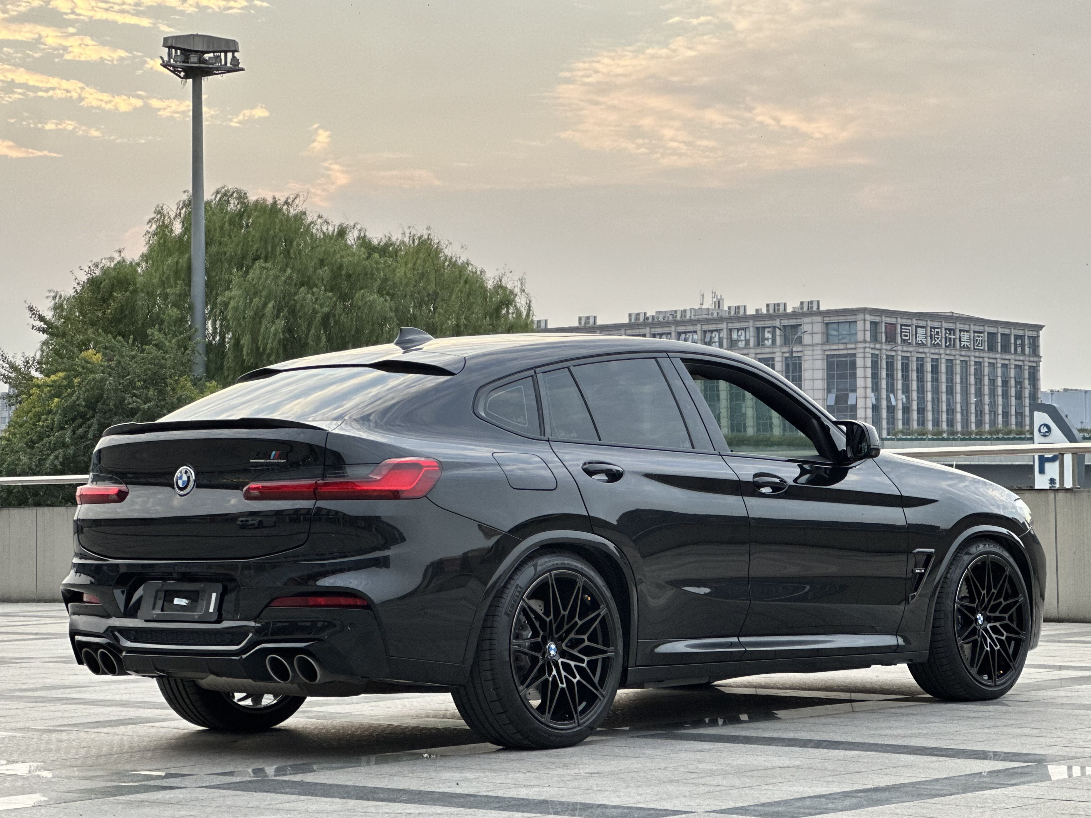 BMW X4 M 2020 car image #5