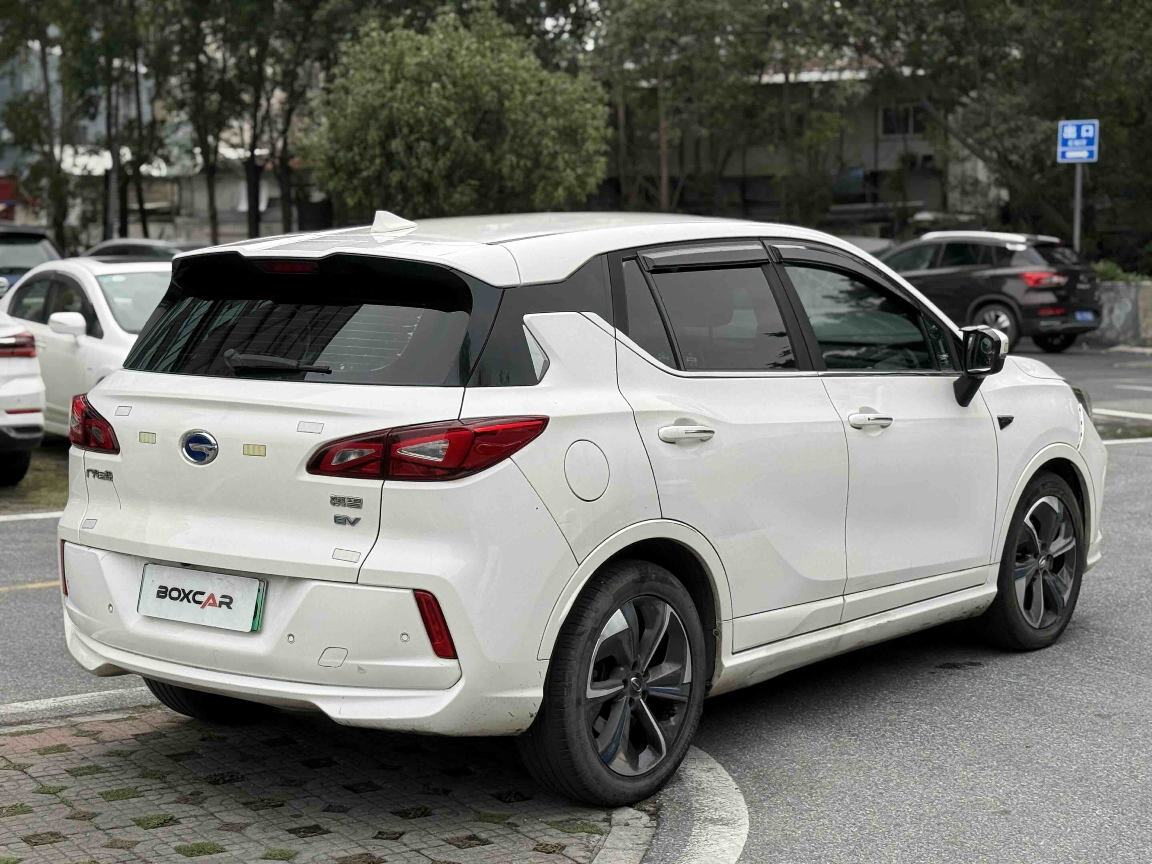 GAC Qizhi EV 2021 صورة سيارة #5