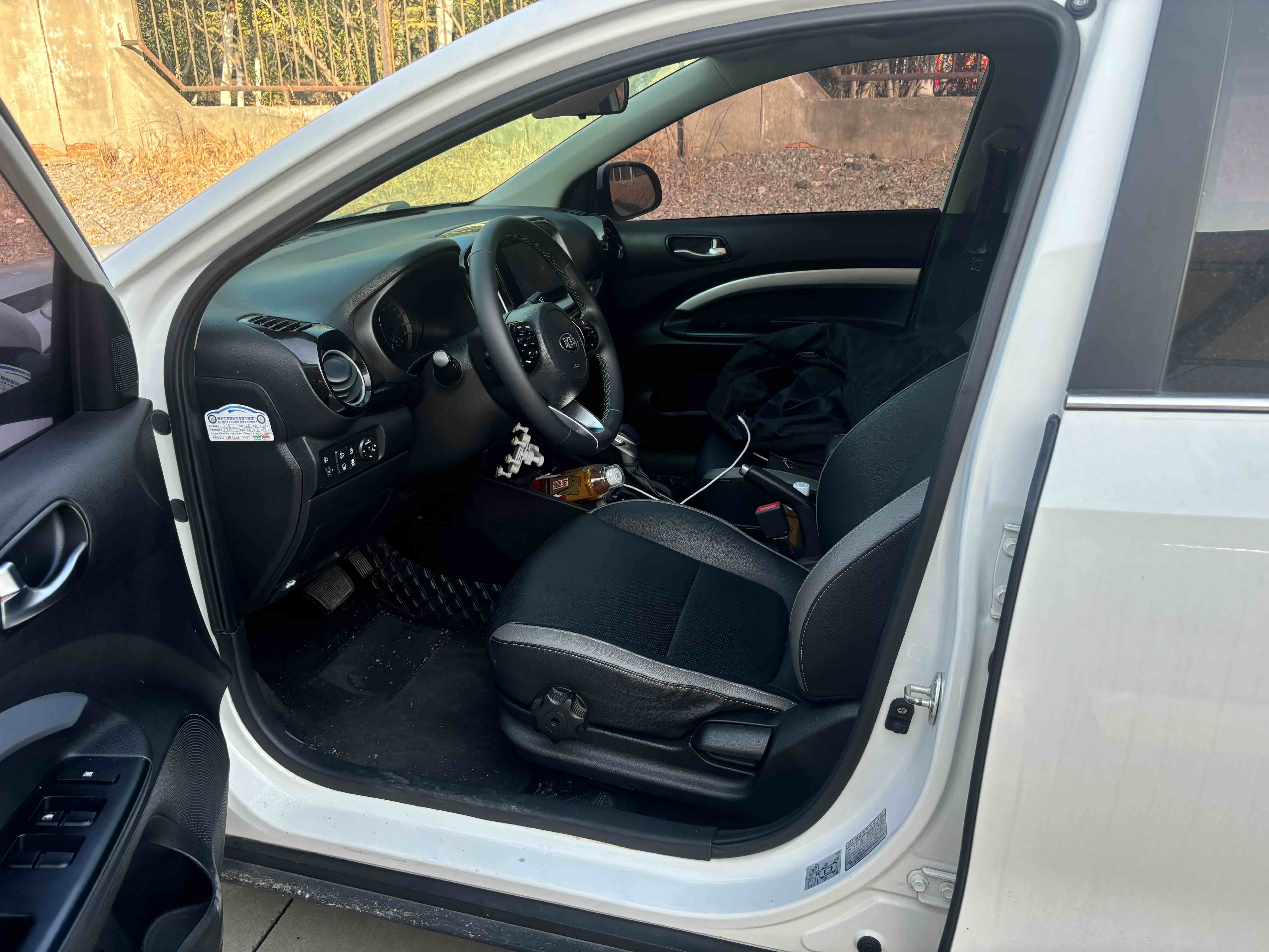 Kia KX1 2019 car image #5
