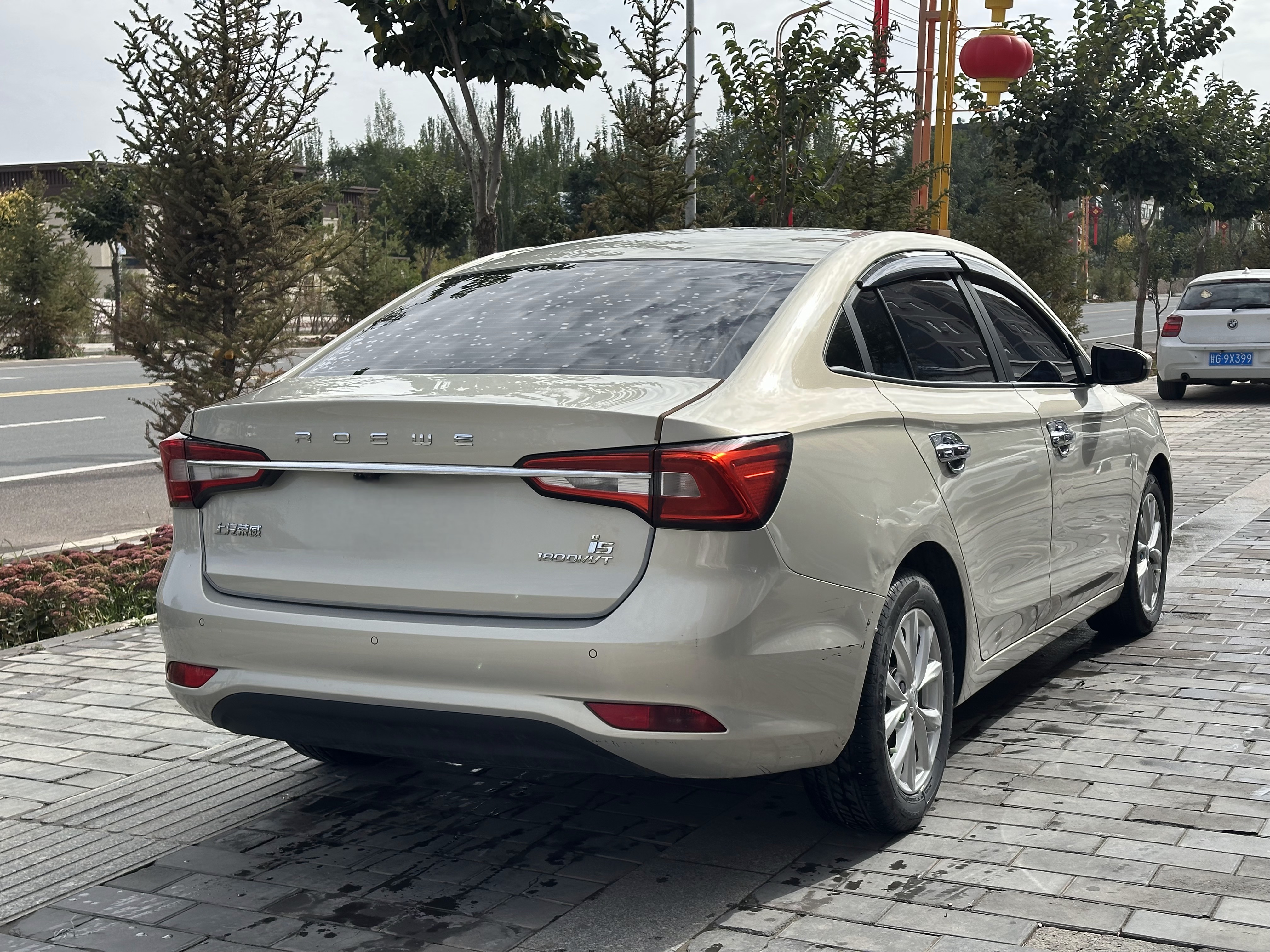 Roewe i5 2020 car image #5