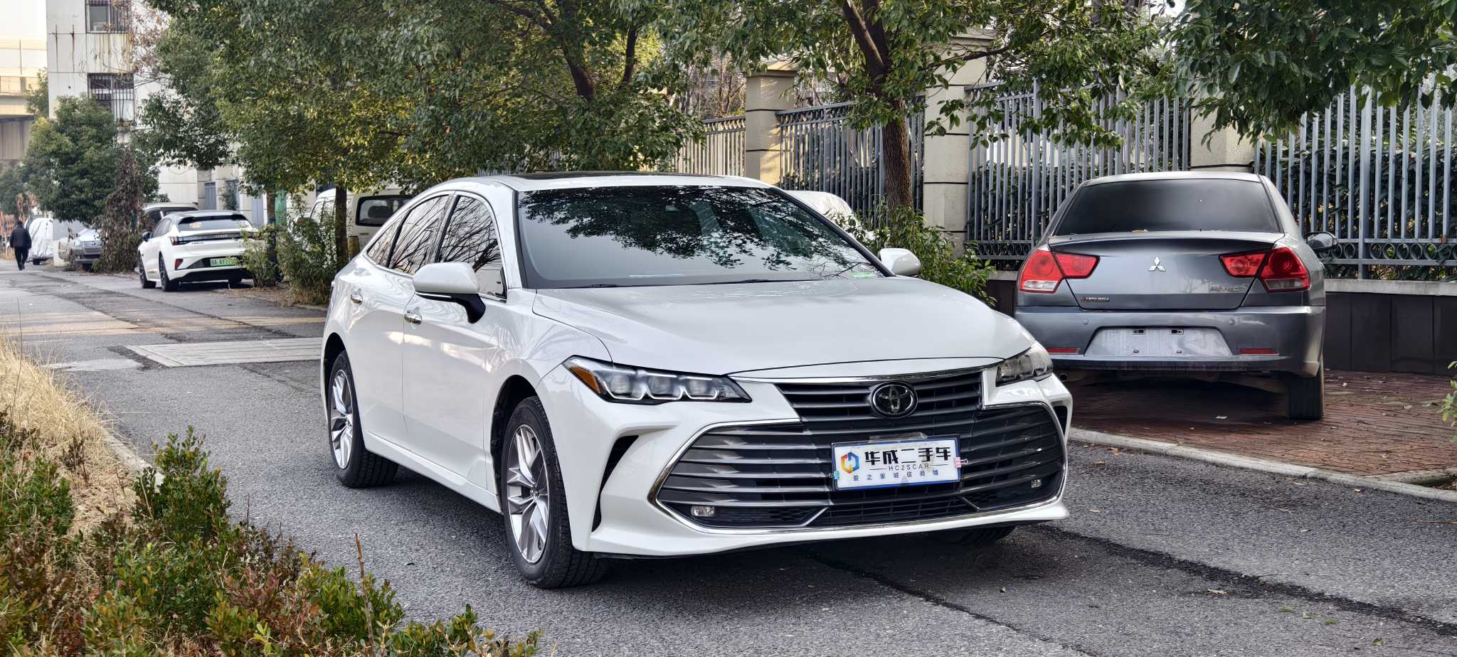 Toyota Avalon 2020 immagine di auto #5