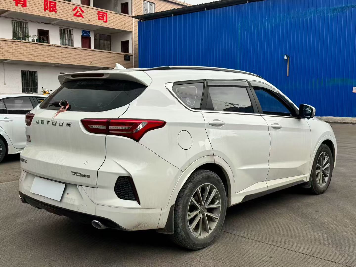 X70 2020 car image #5