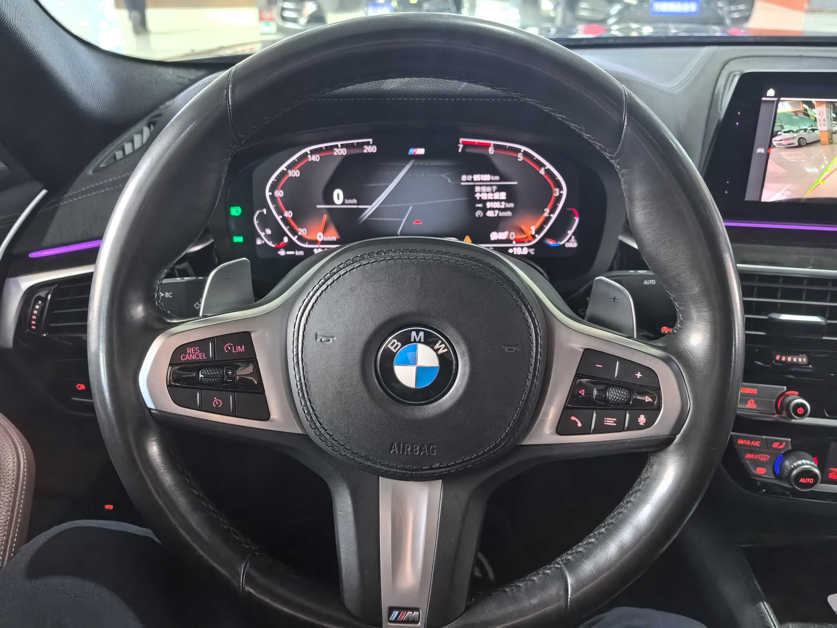 BMW 5 Series 2019 car image #5