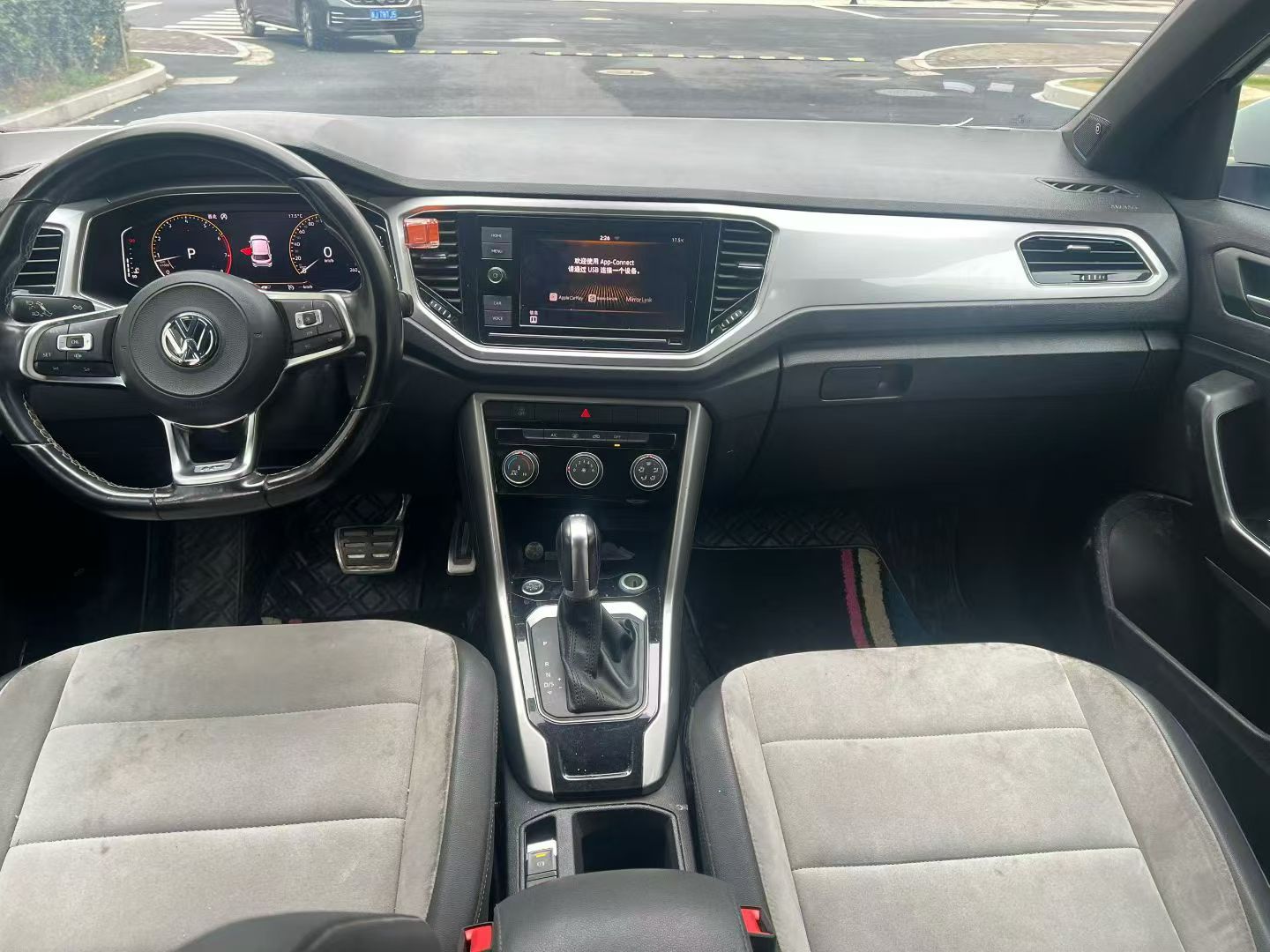 T-Roc 2020 #5 T-Roc 2020 car image #5
