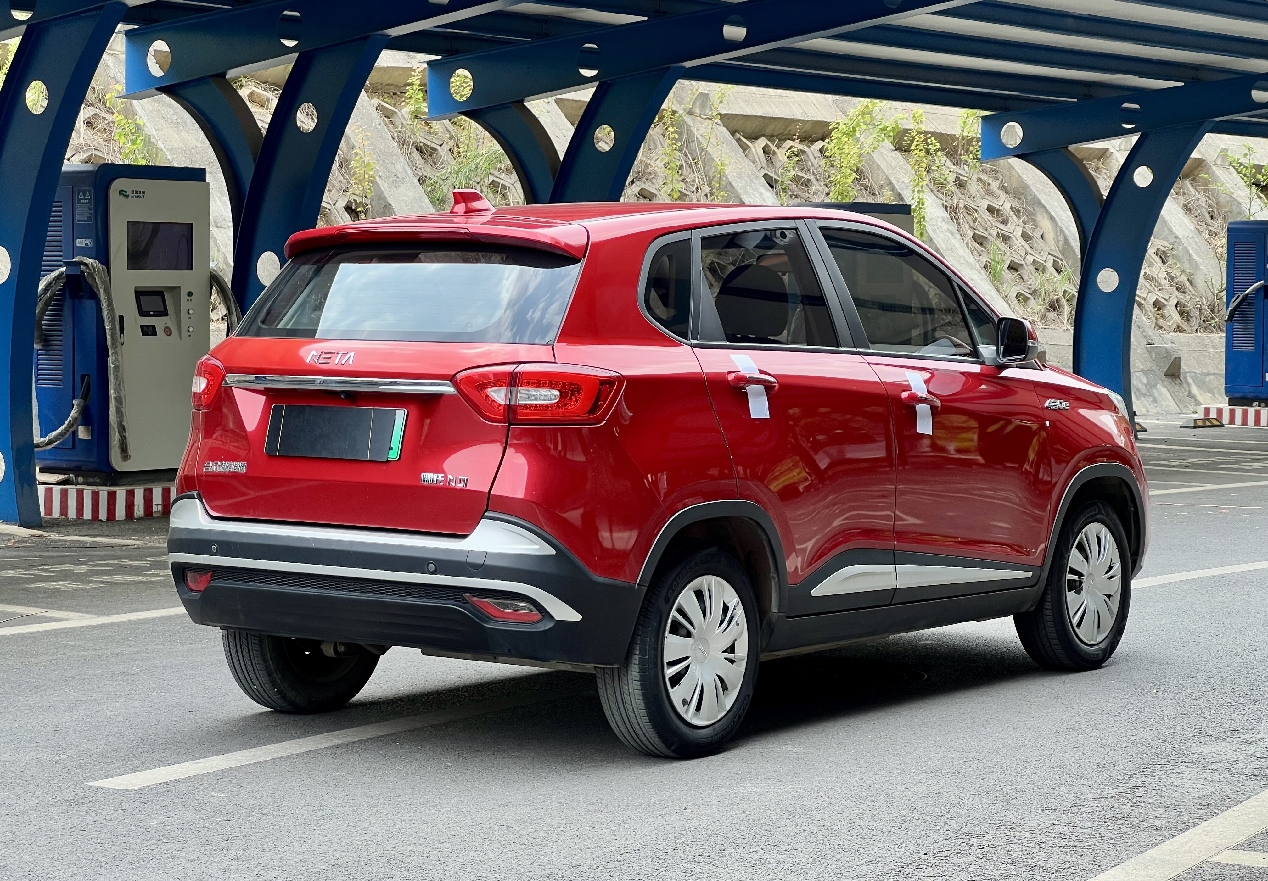 哪吒汽车 哪吒N01 2020 汽车图片 #5