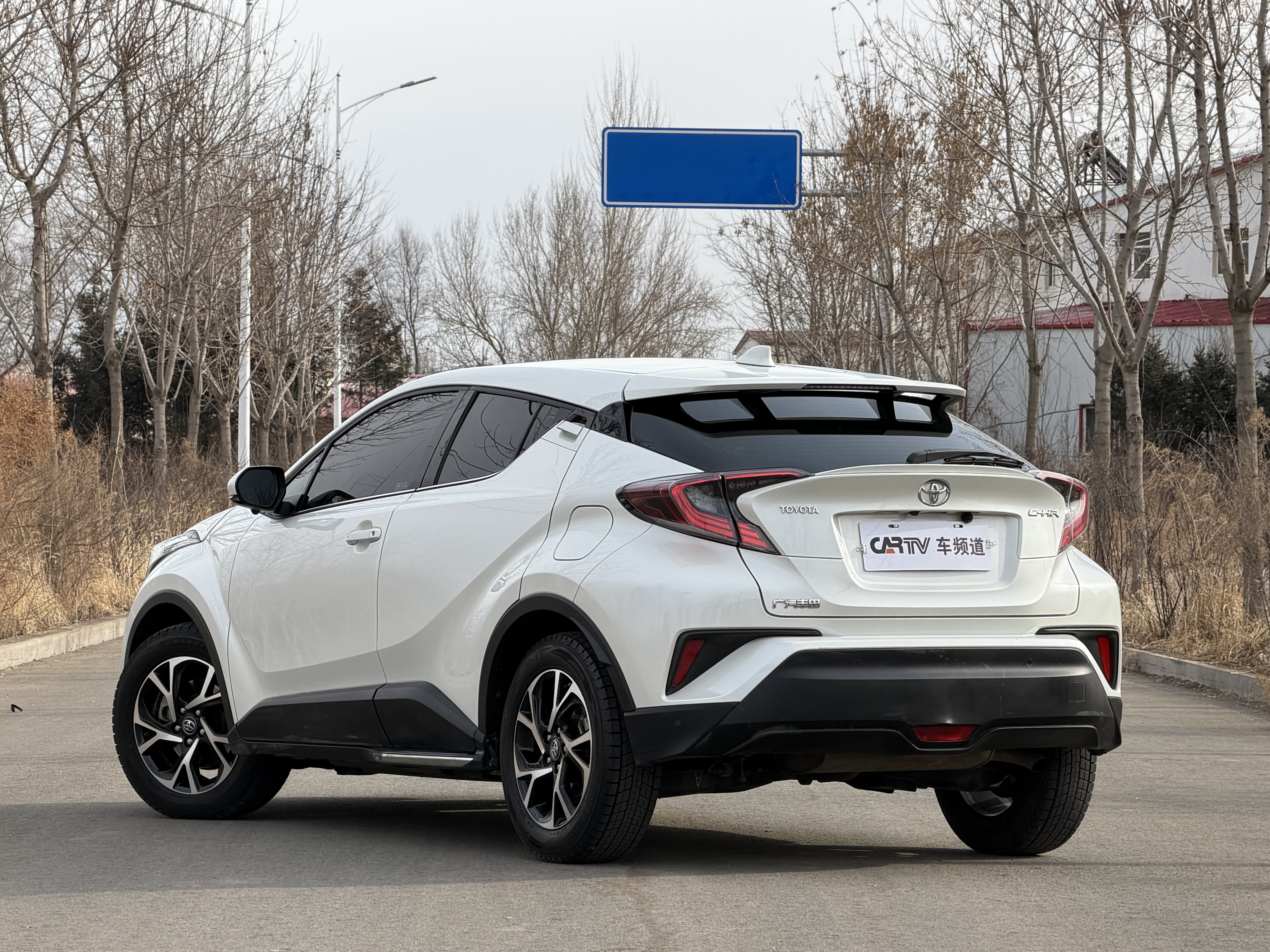 Toyota C-HR 2020 immagine di auto #5
