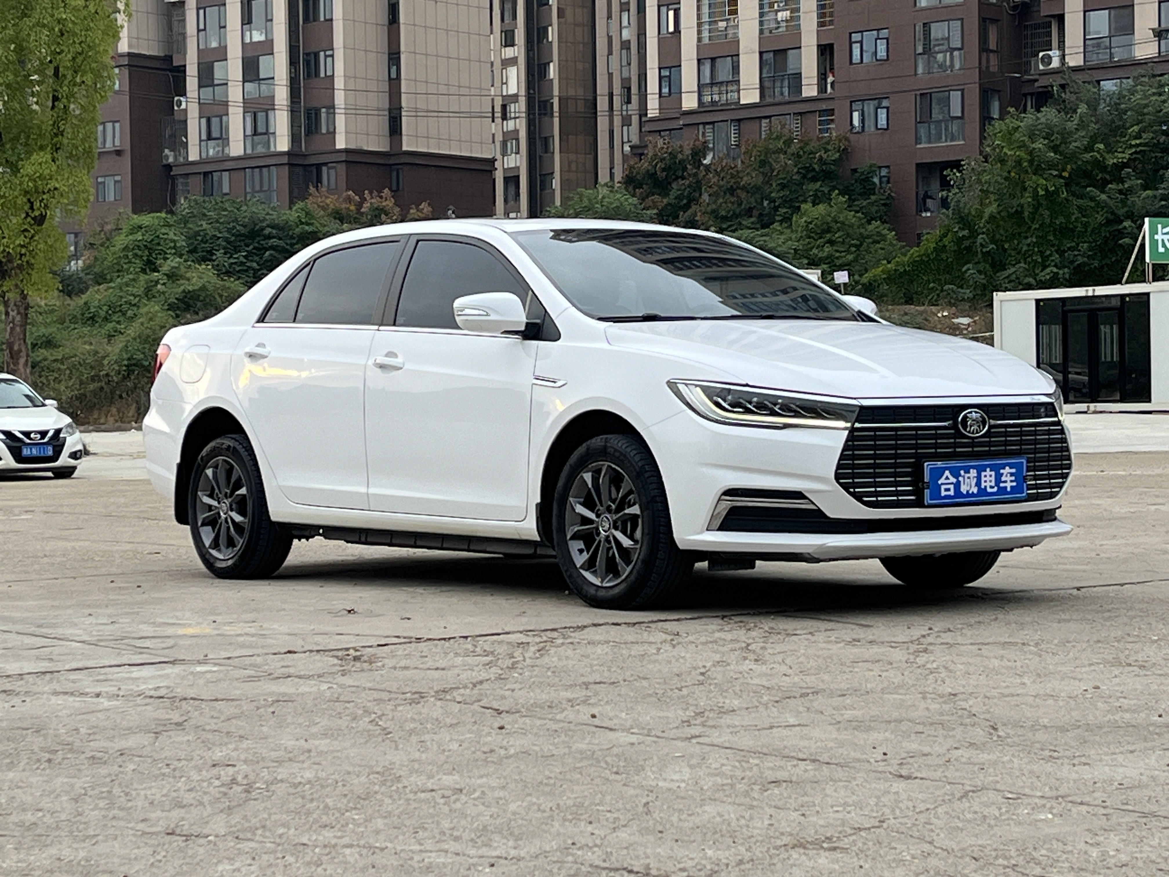 BYD Qin New Energy 2020 #5 BYD Qin New Energy 2020 car image #5