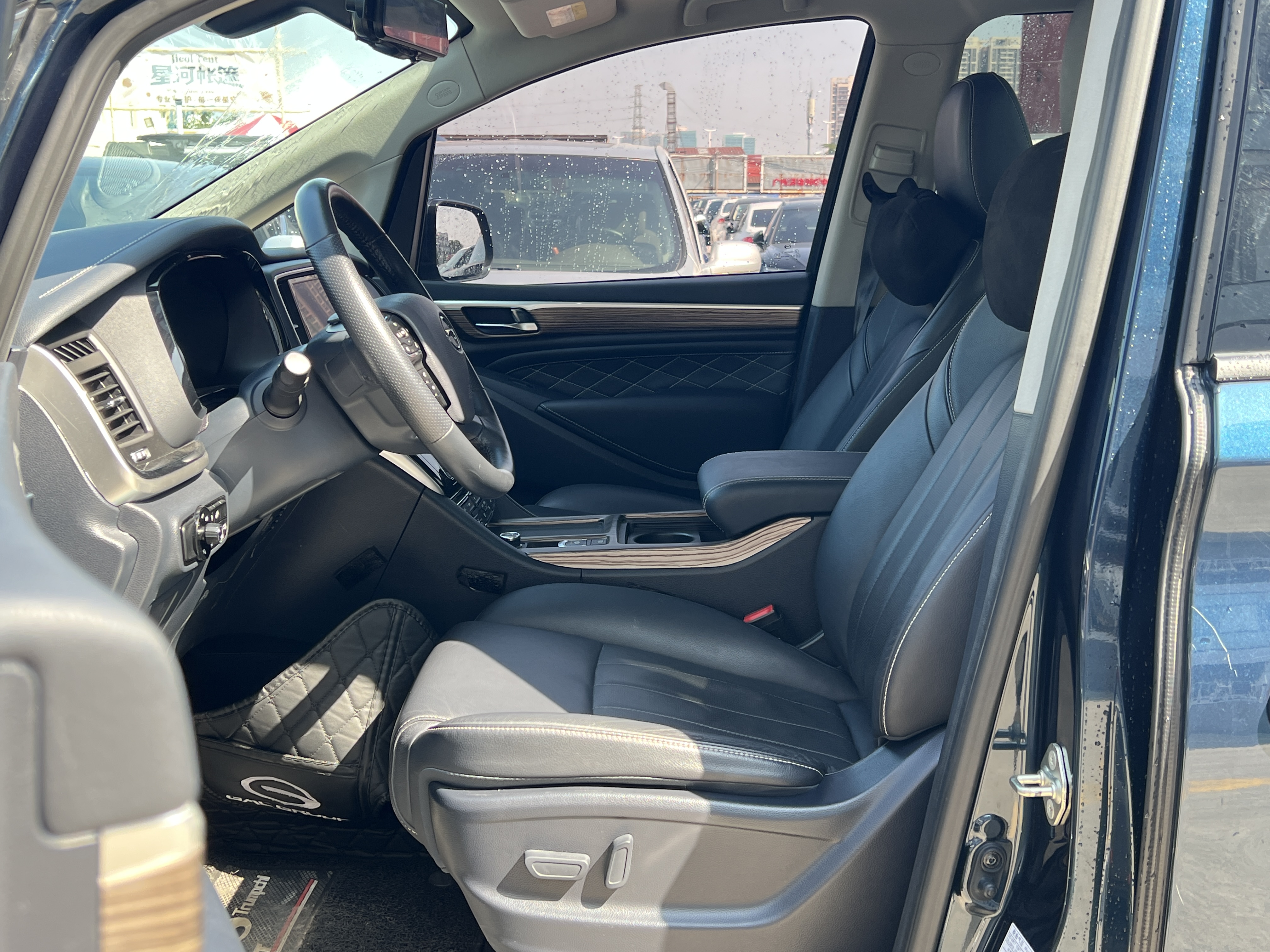 广汽传祺 传祺M8 2020 汽车图片 #5