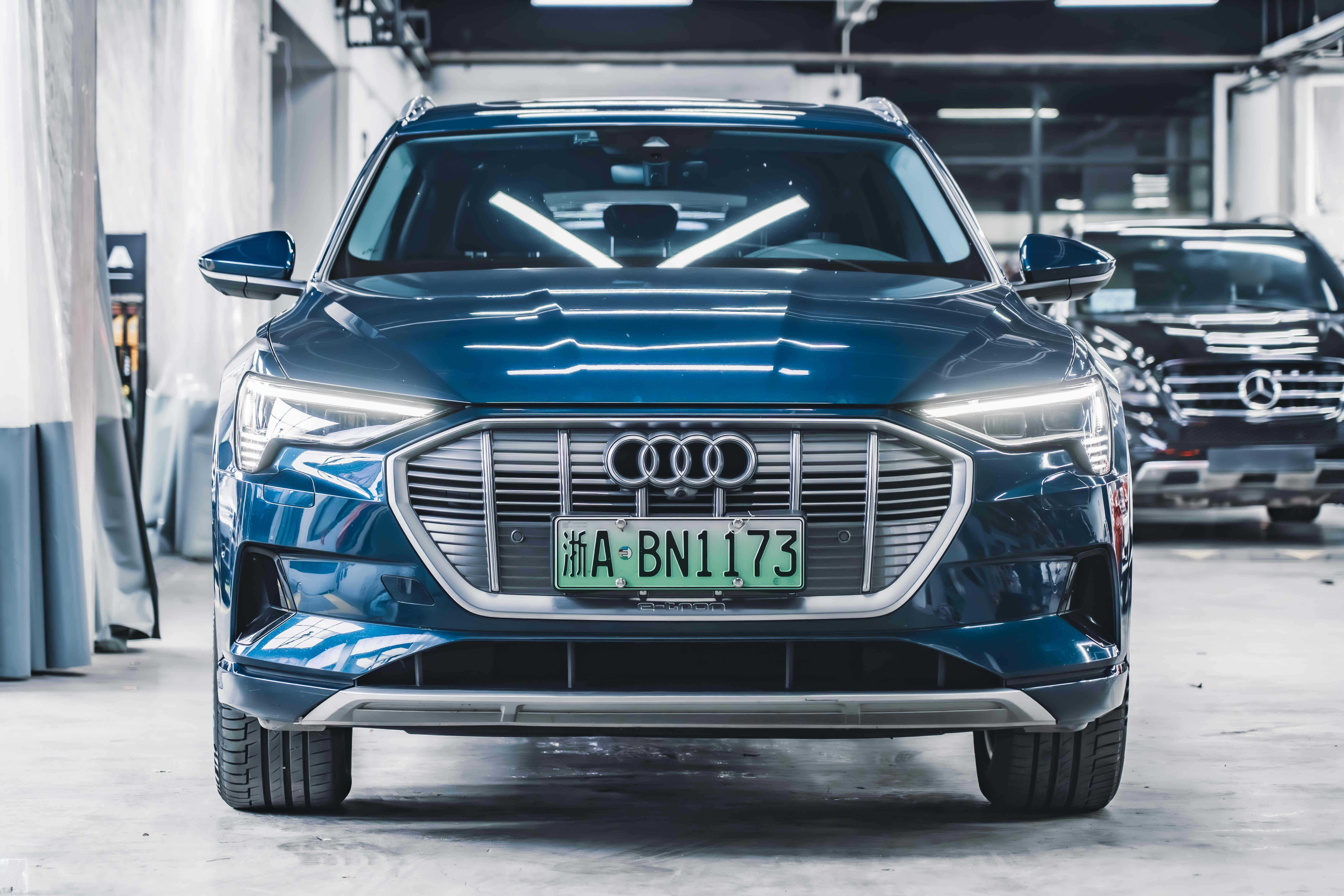 Audi e-tron (Imported) 2020 car image #5