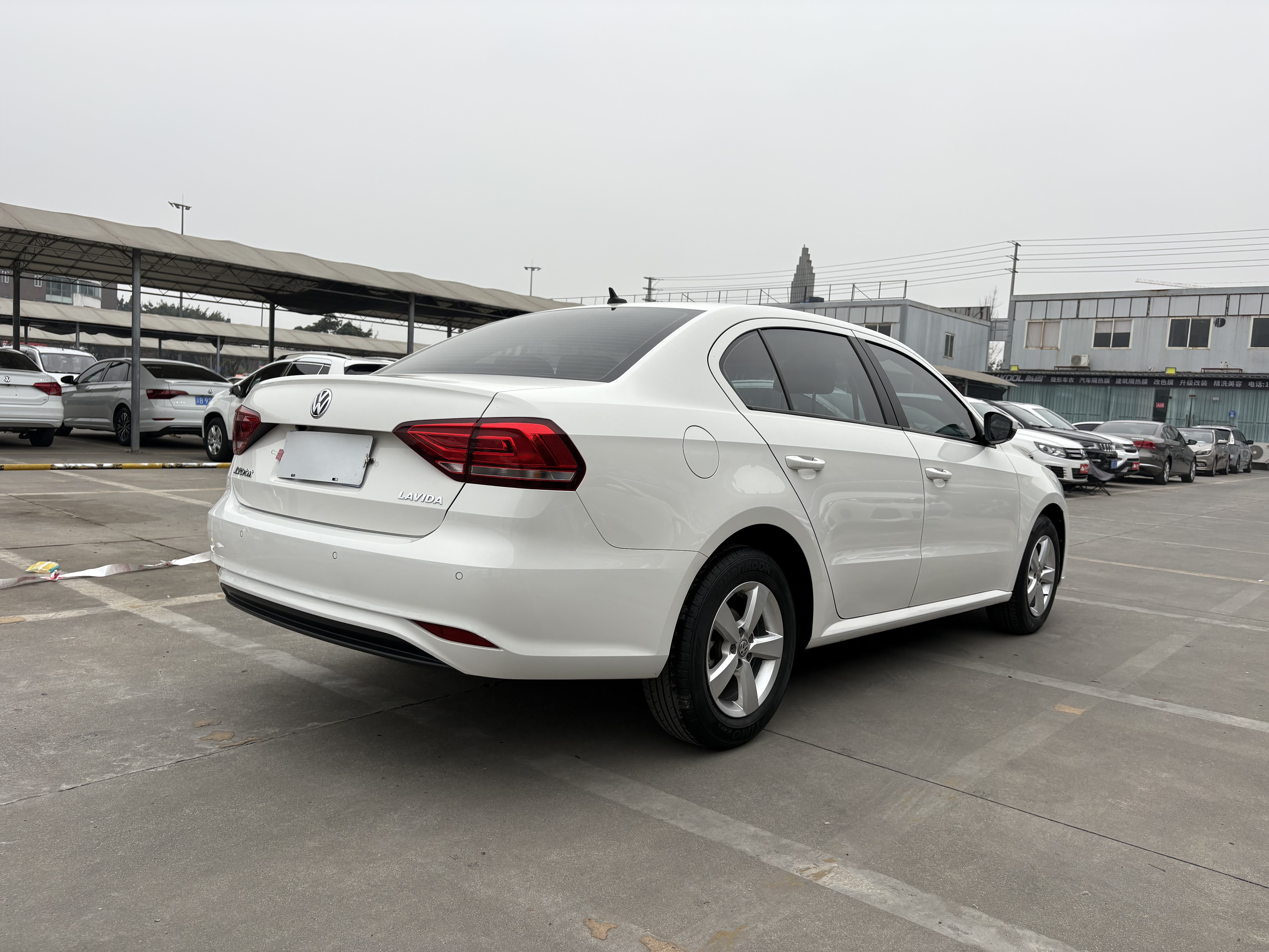 Volkswagen Lavida 2021 car image #5