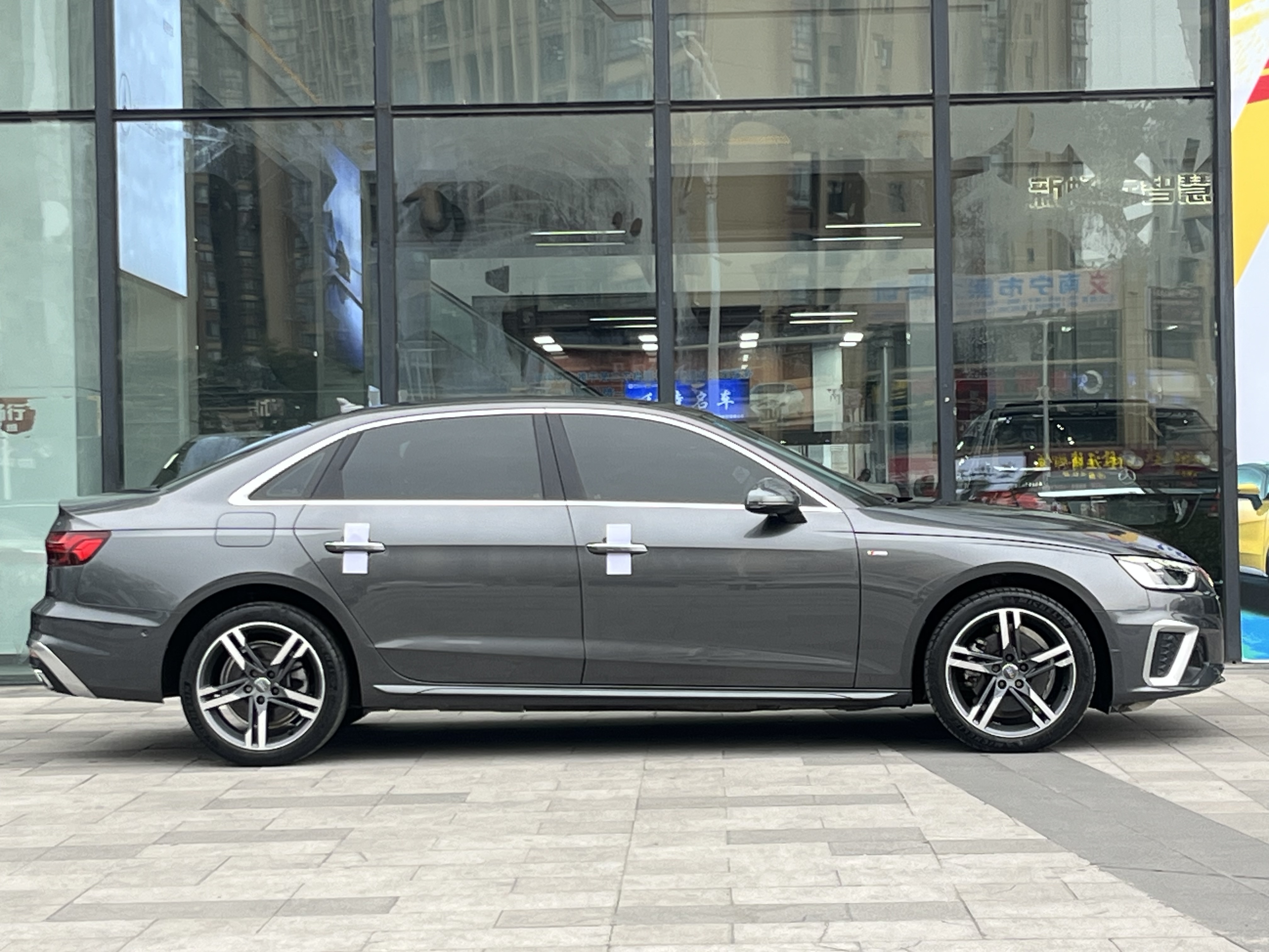 Audi A4L 2020 #5 Audi A4L 2020 car image #5