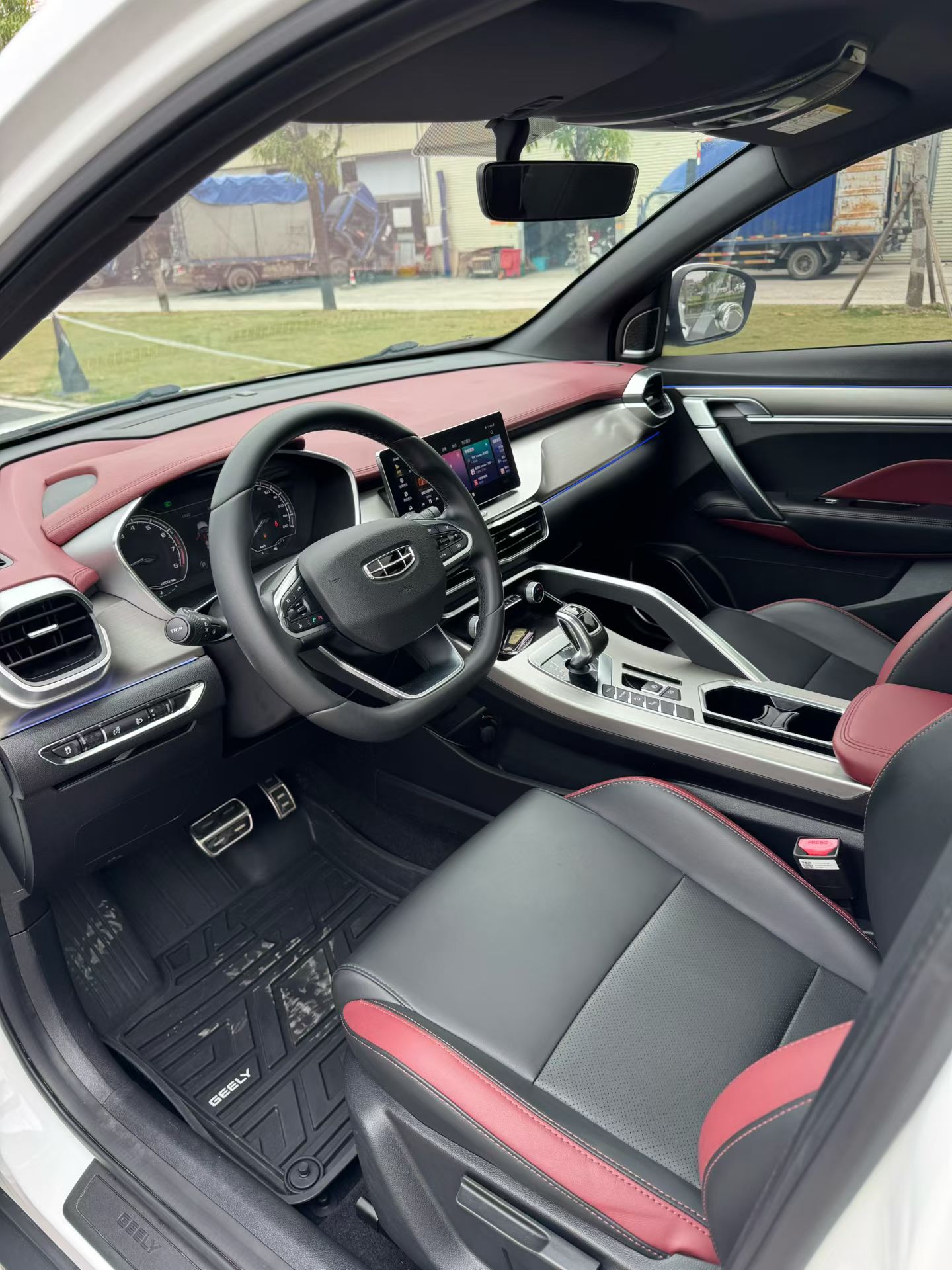 GEELY Coolray 2020 car image #5