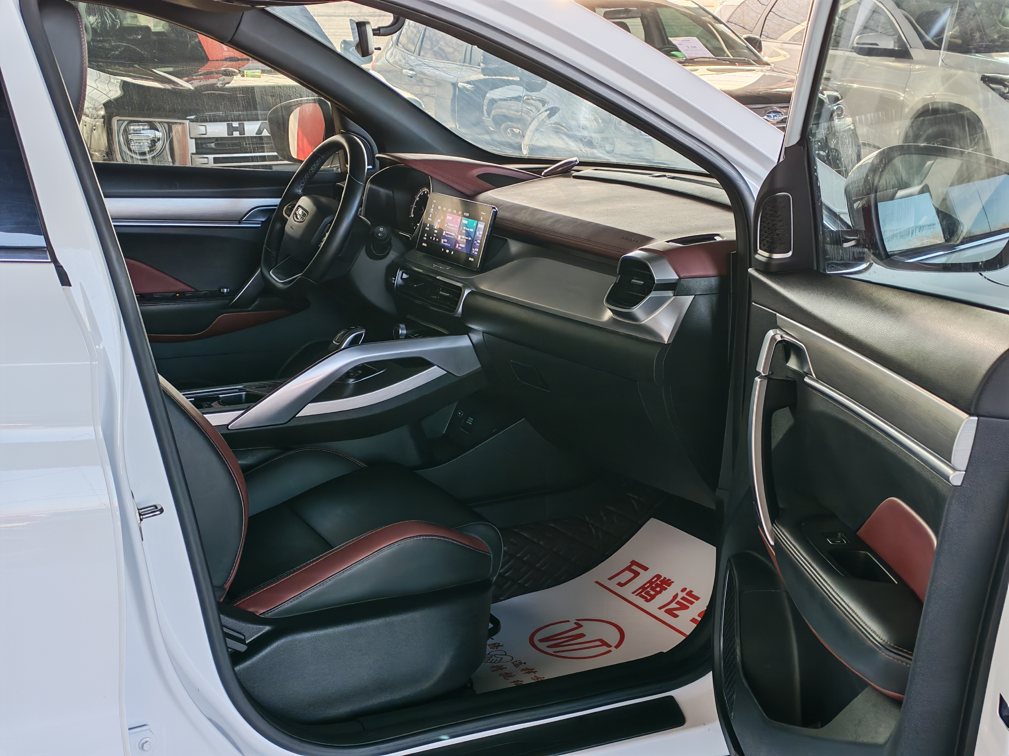 GEELY Coolray 2020 #5 GEELY Coolray 2020 car image #5