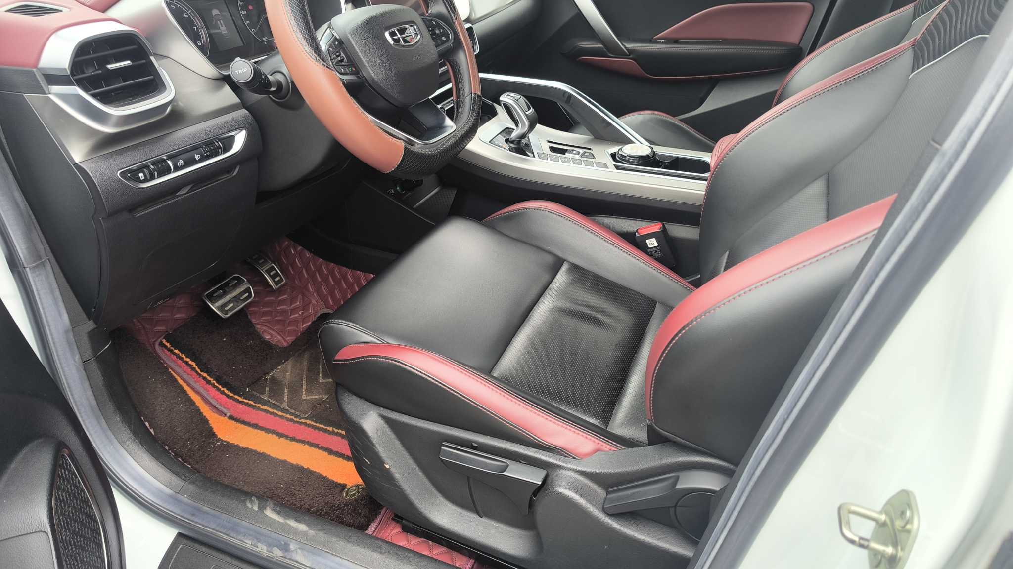 GEELY Coolray 2020 car image #5