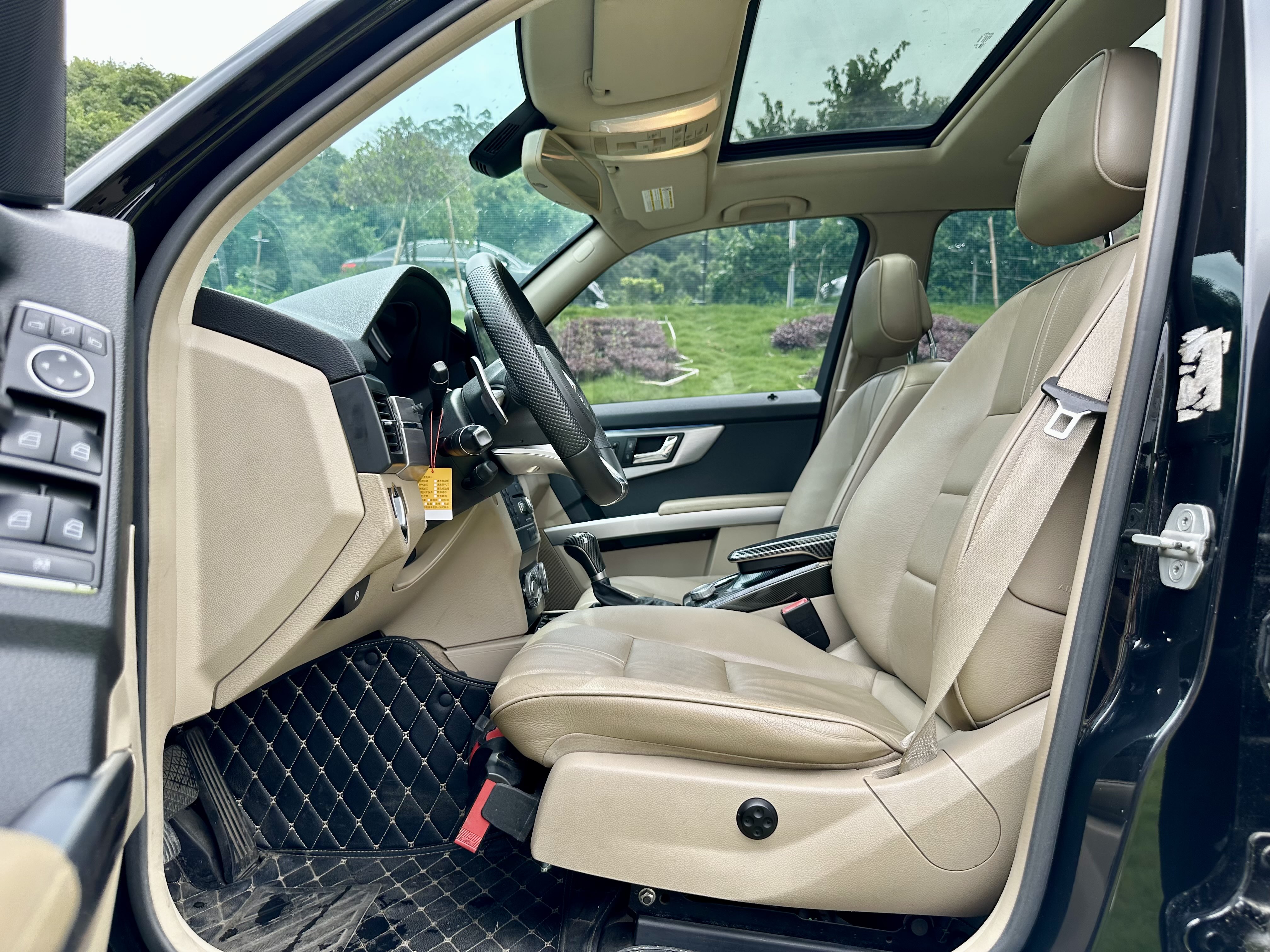 Mercedes-Benz GLK Class (Imported) 2011 immagine di auto #5