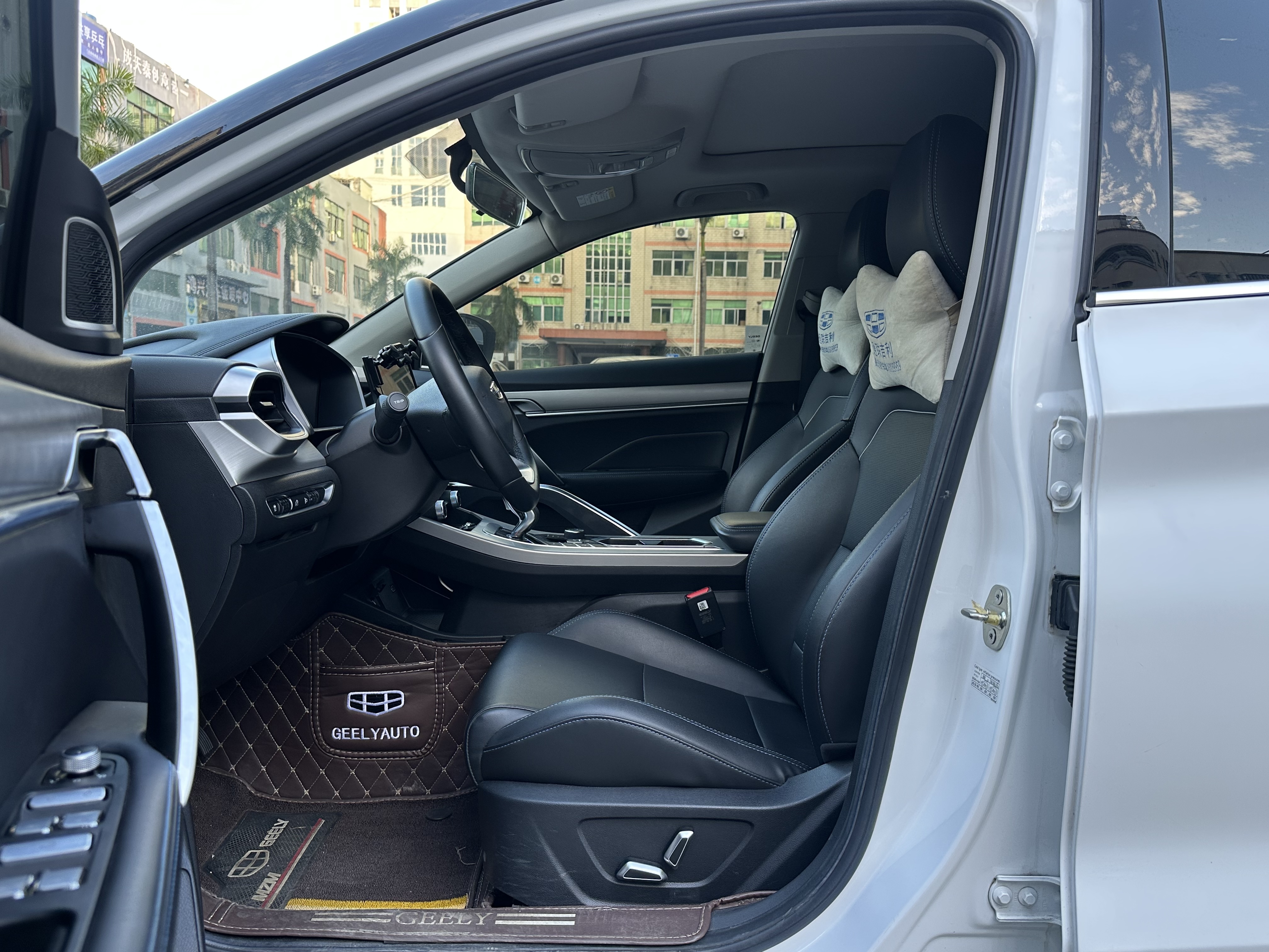 GEELY Coolray New Energy 2021 car image #5