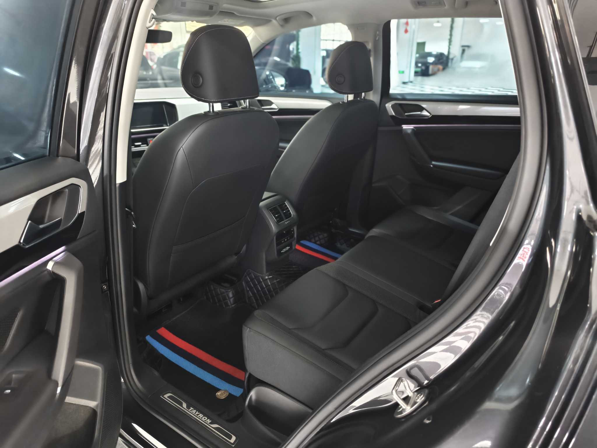 Volkswagen Tayron 2020 car image #5