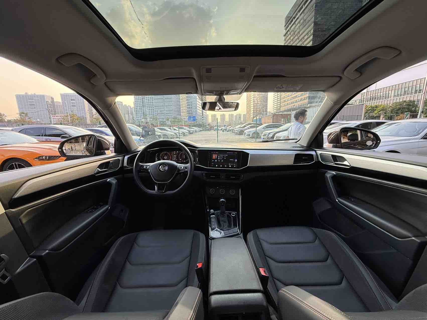 Volkswagen Tayron 2021 immagine di auto #5