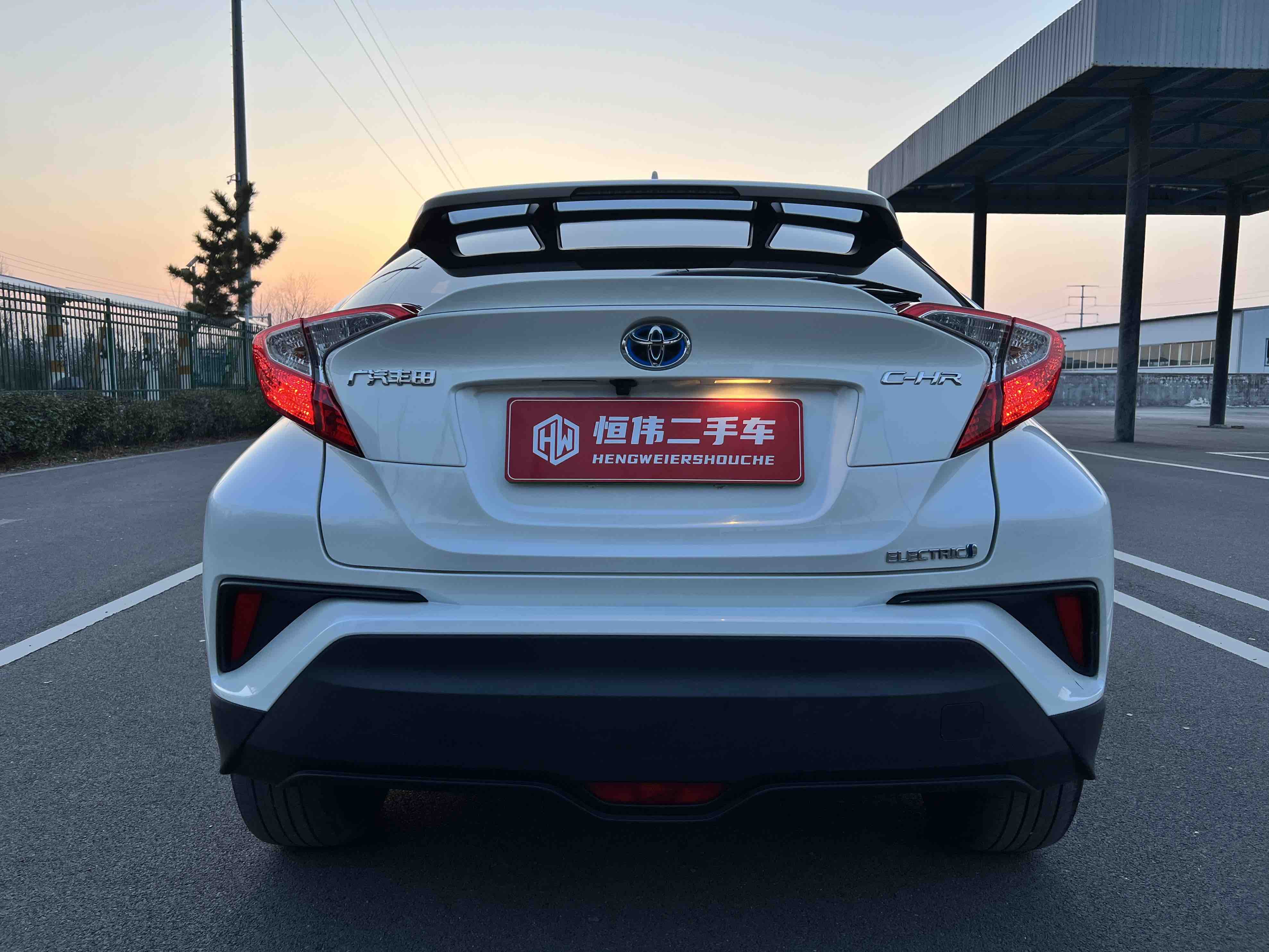 Toyota C-HR EV 2021 car image #5