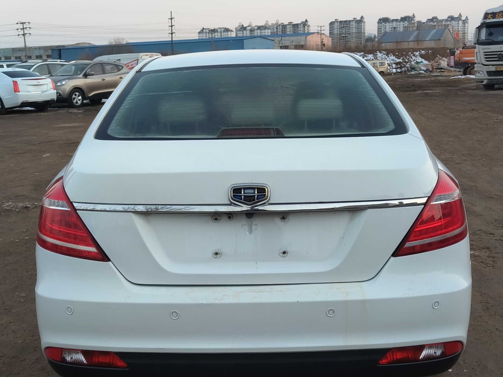 GEELY Emgrand 2015 car image #5