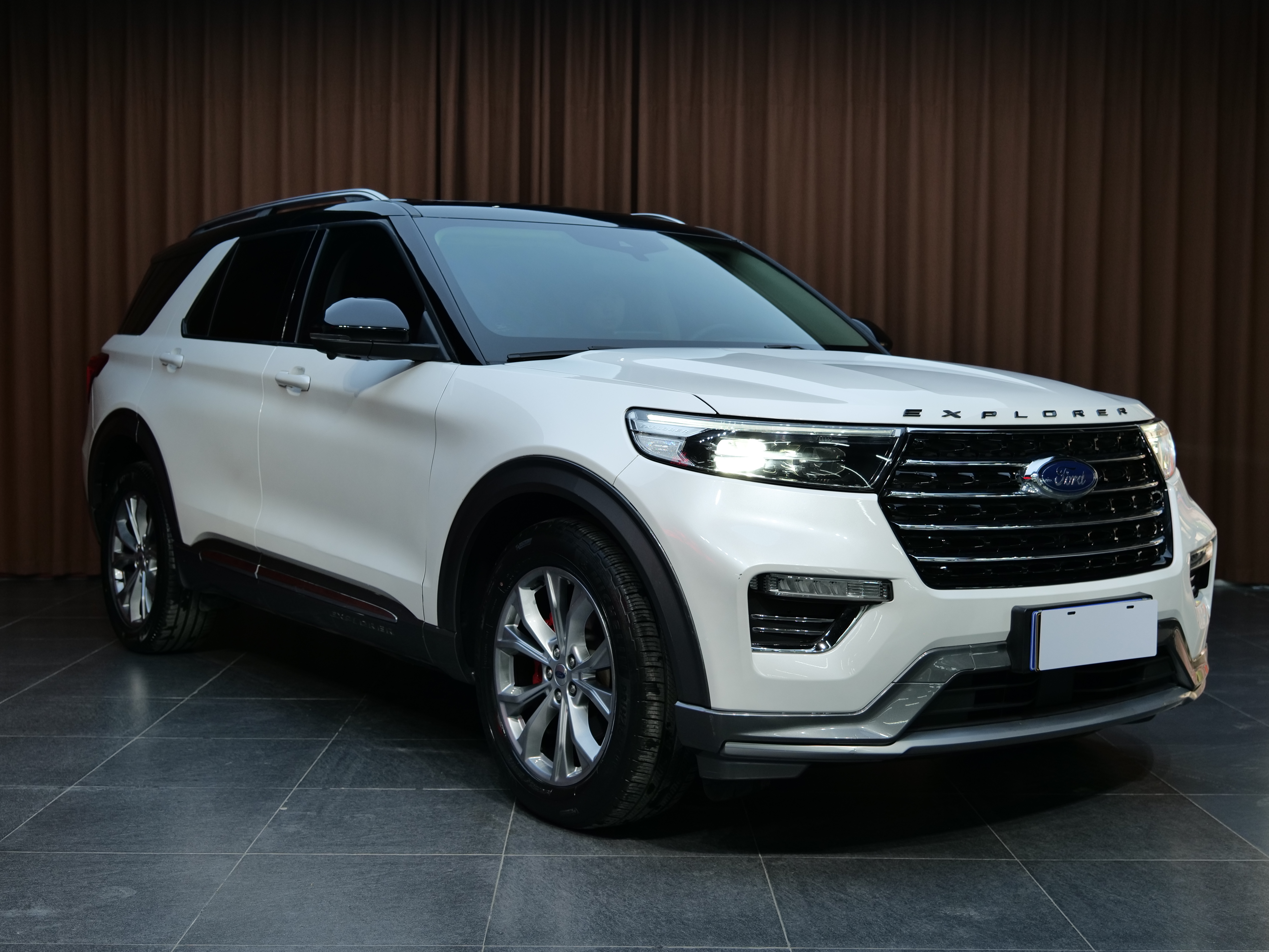 Ford Explorer 2021 #5 Ford Explorer 2021 car image #5