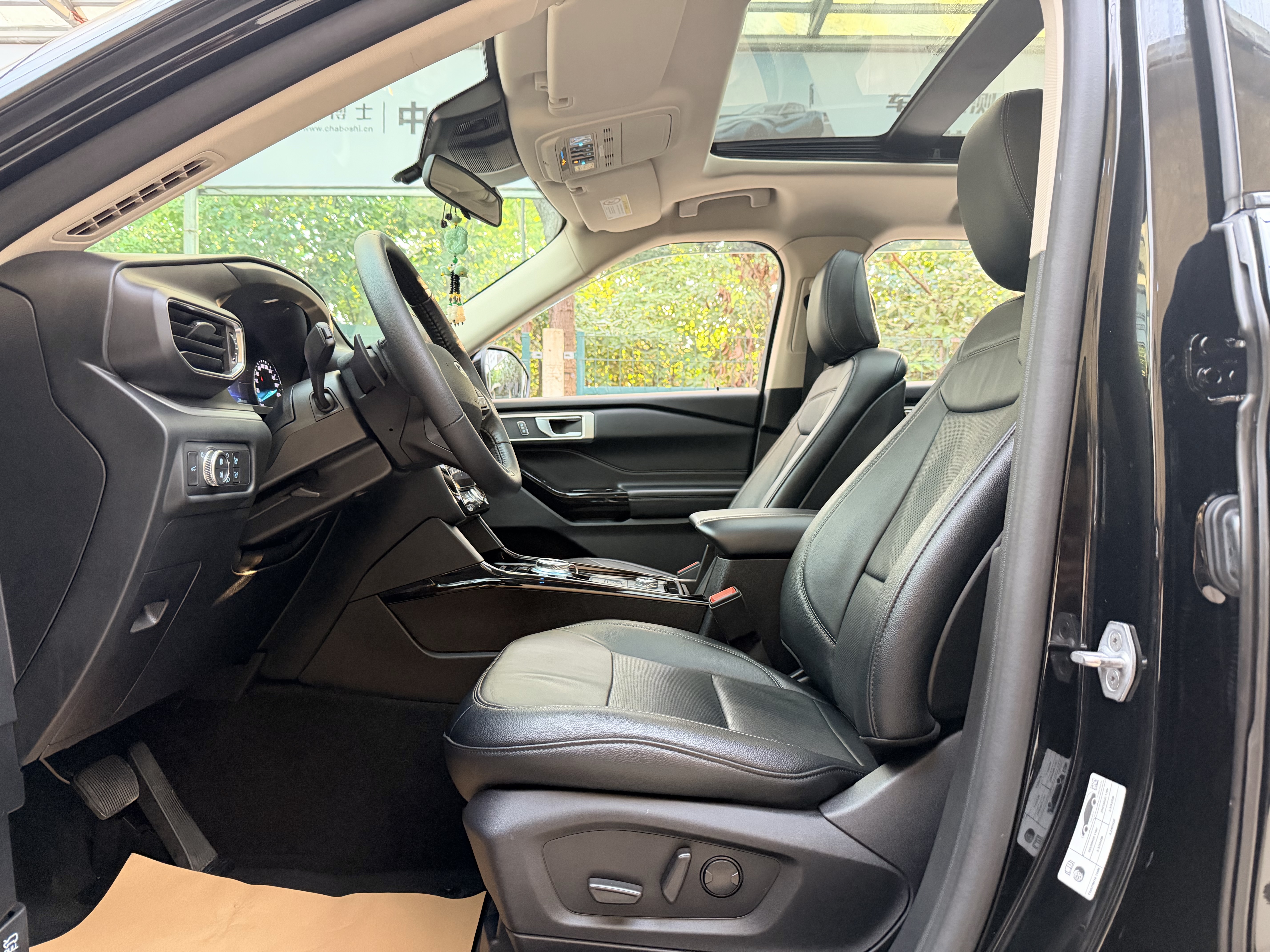 Ford Explorer 2021 #5 Ford Explorer 2021 car image #5