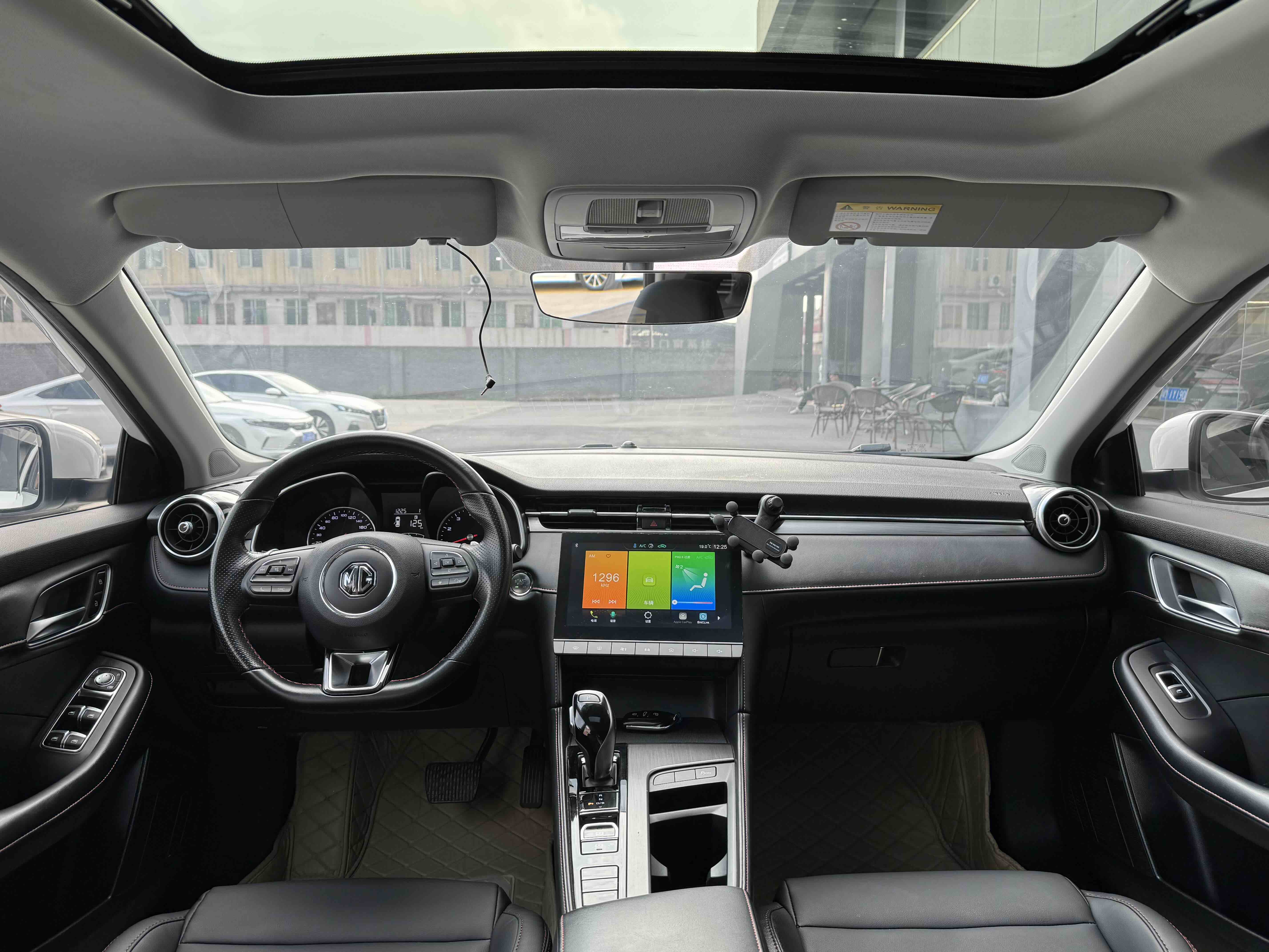 6 2020 car image #5