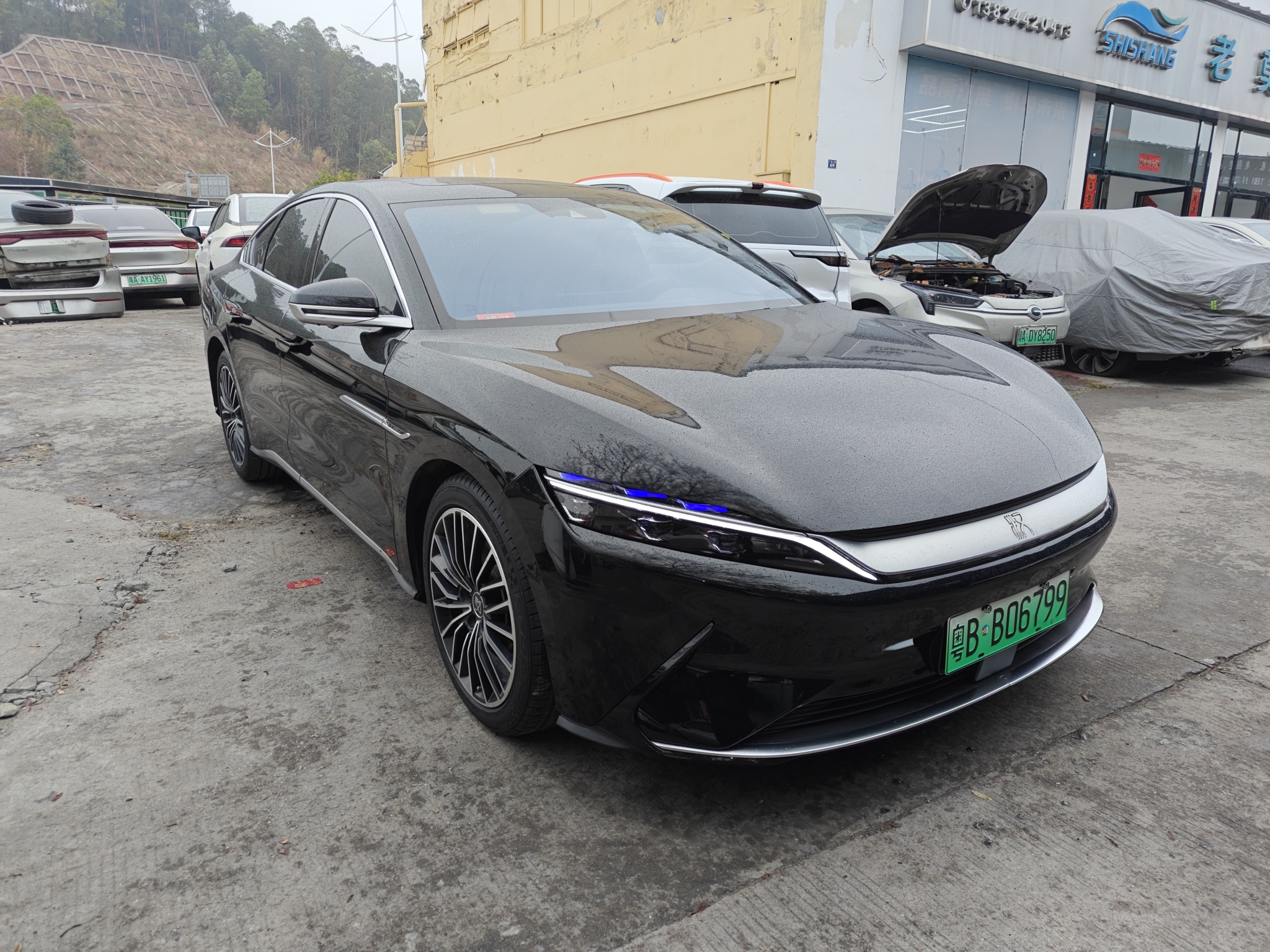 BYD Han 2023 #5 BYD Han 2023 car image #5