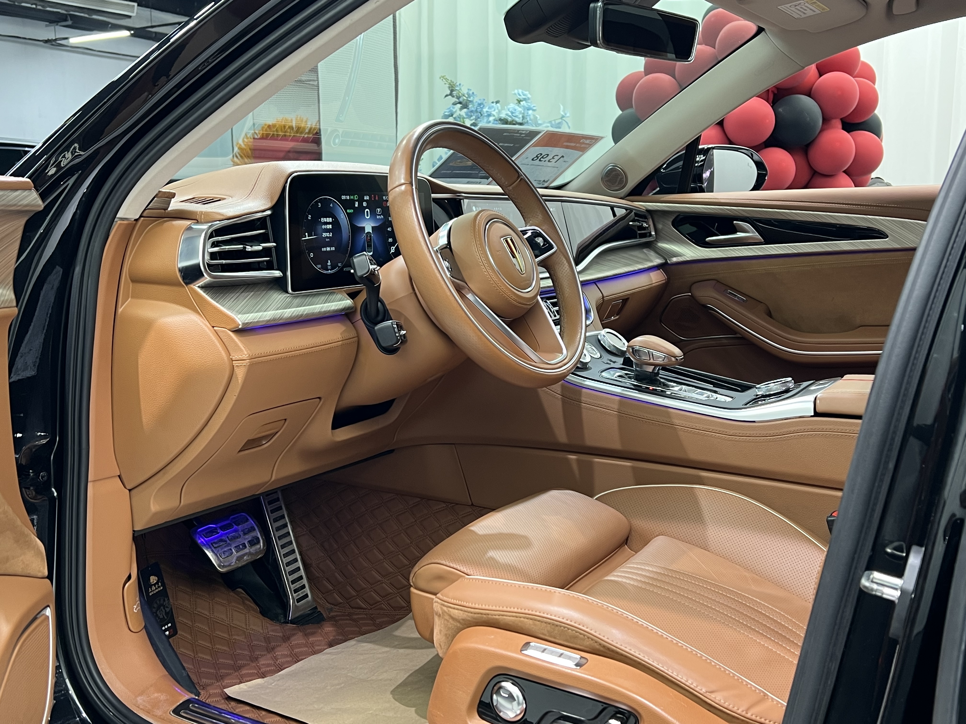 HongQi H9 2021 car image #5