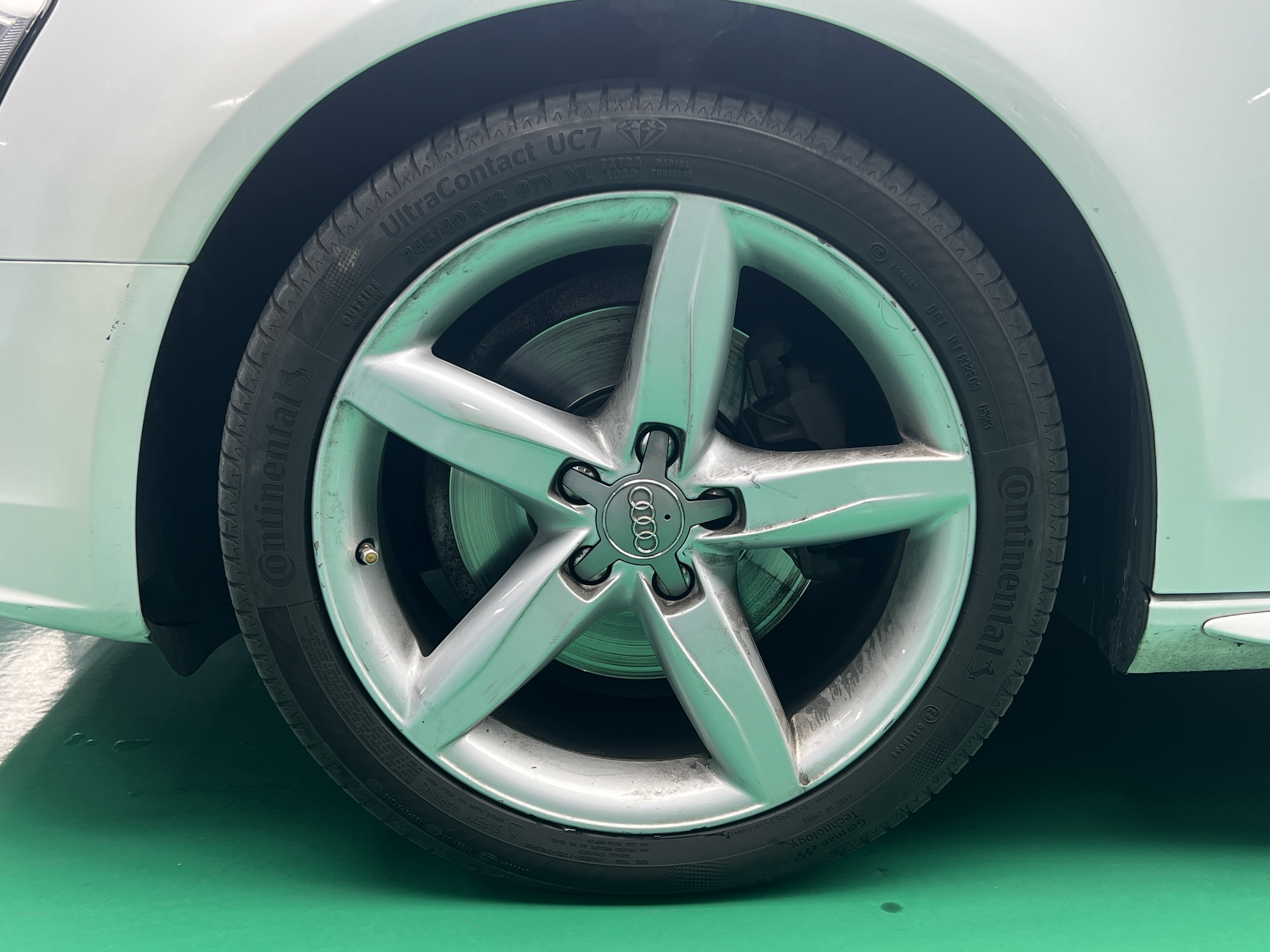Audi A4L 2015 #5 Audi A4L 2015 car image #5