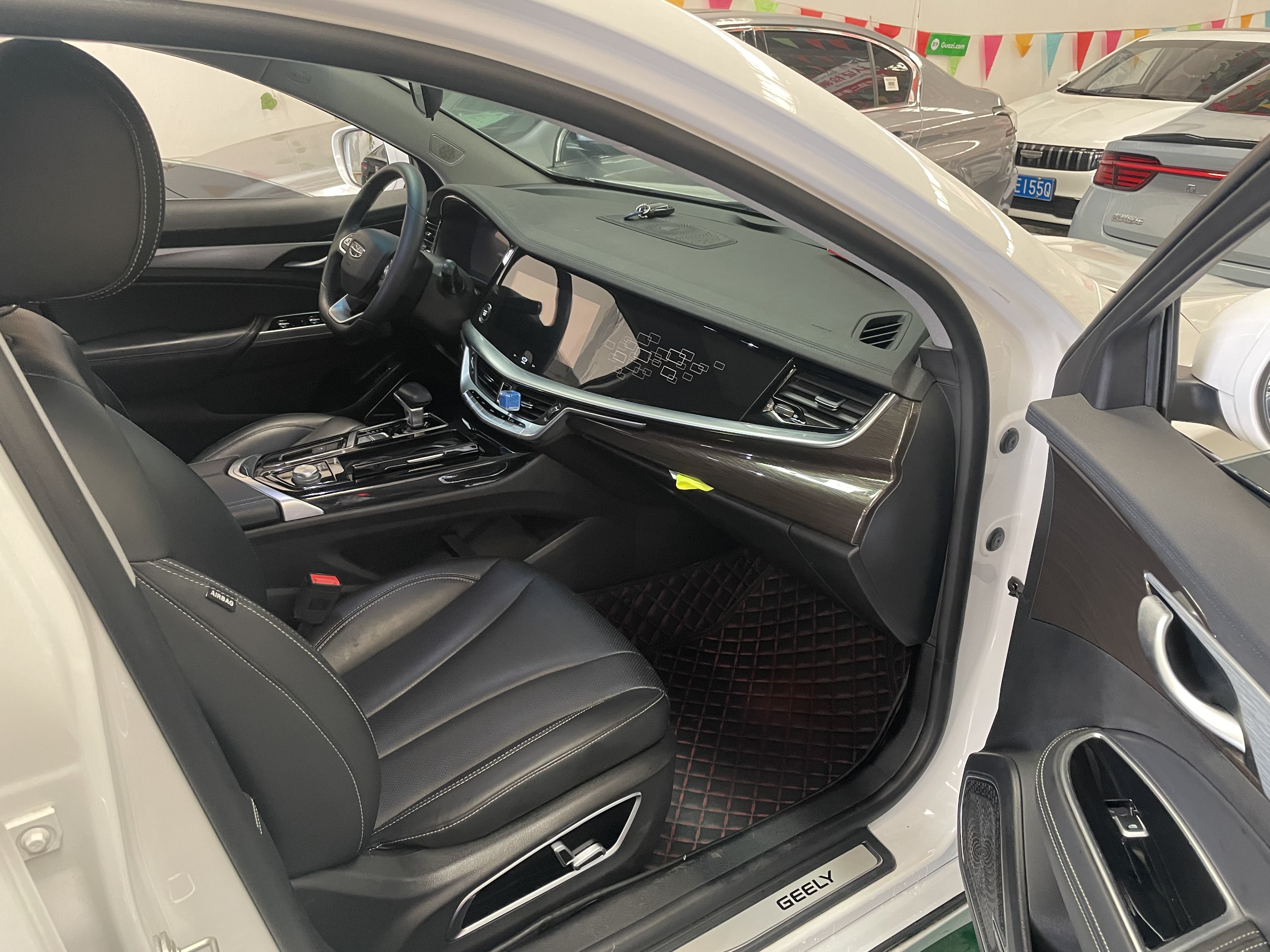 GEELY Ulion 2021 imagem de carro #5