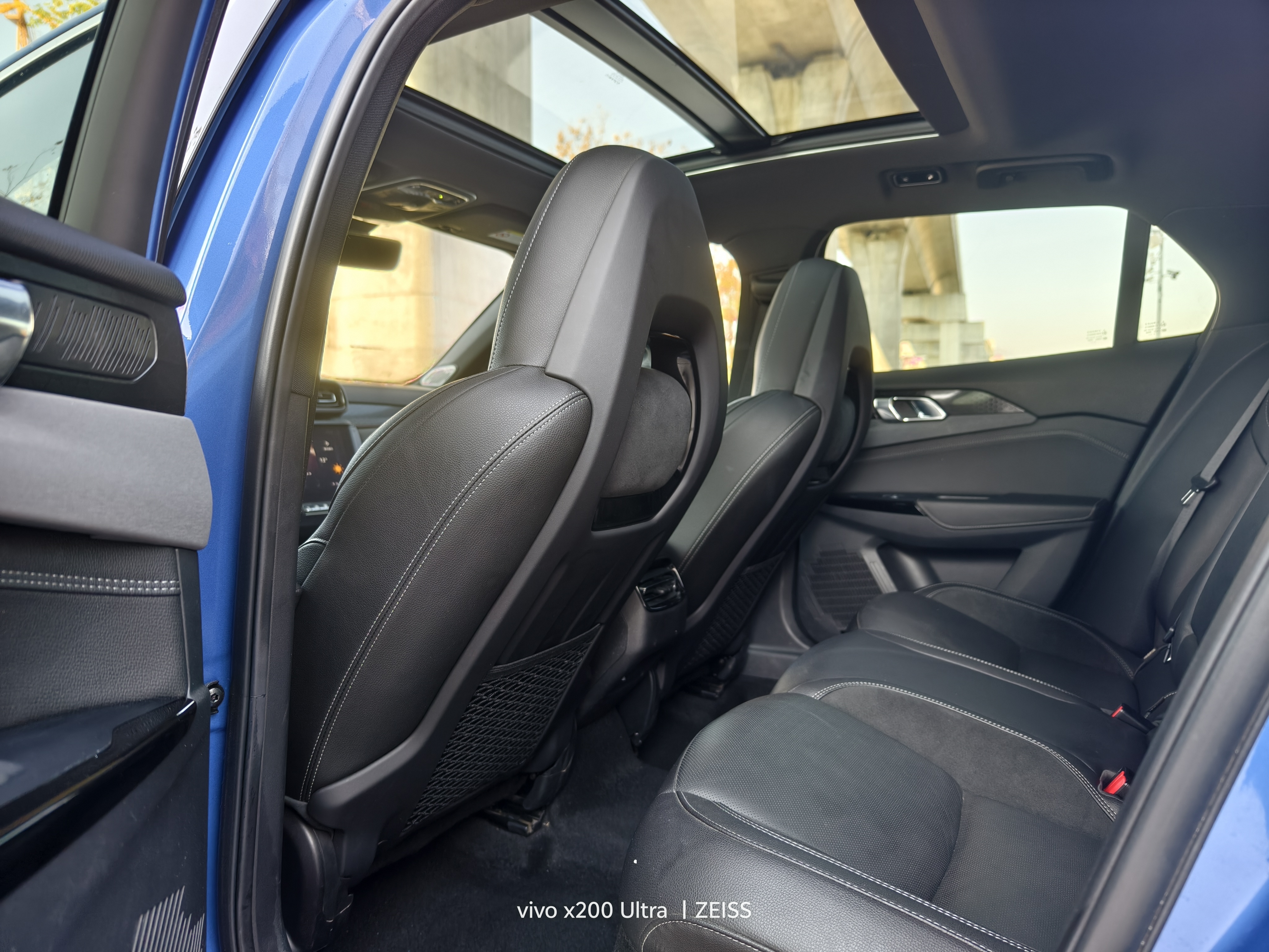 Lynk & Co 03 2021 car image #5