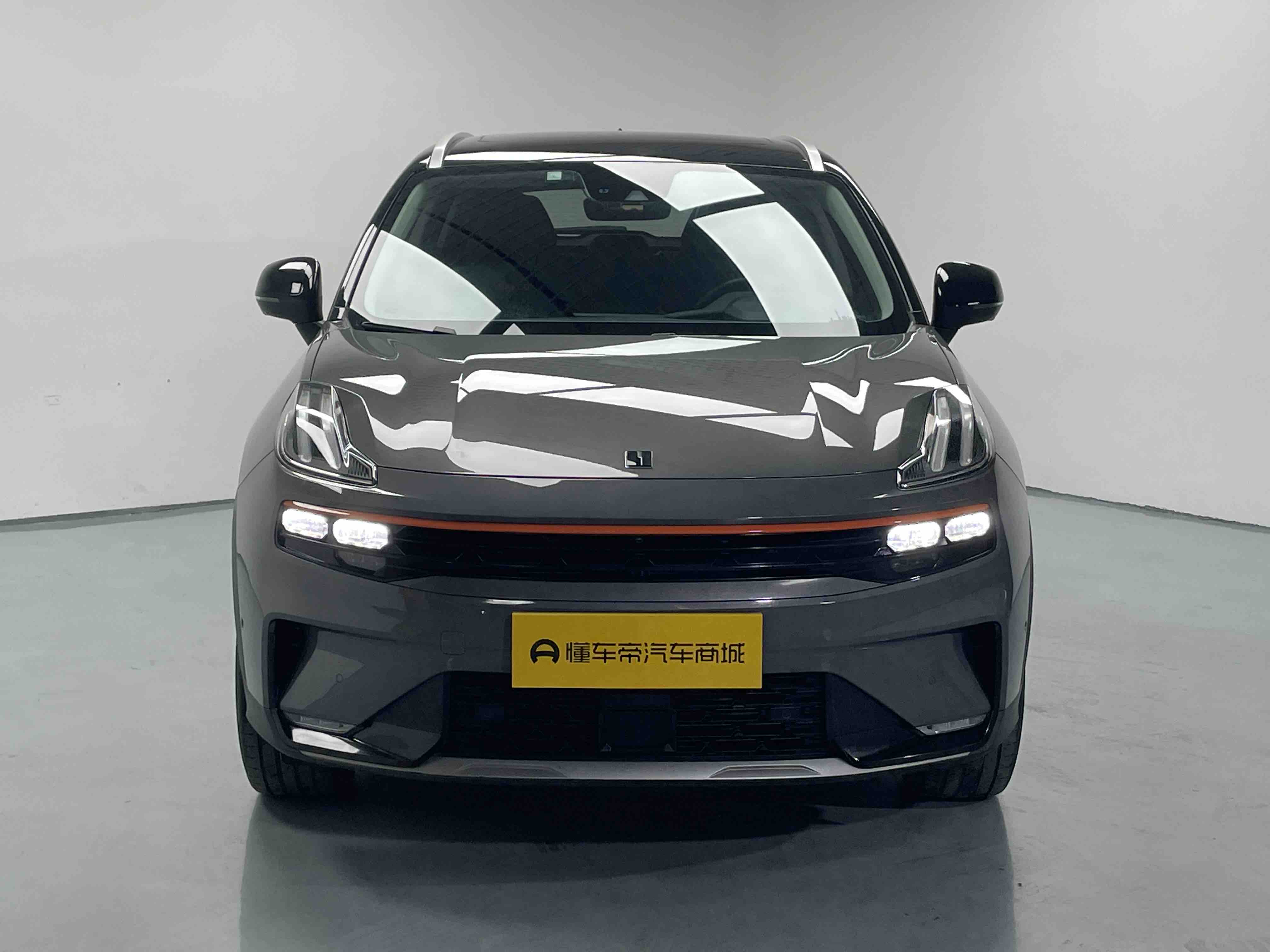 Lynk & Co 06 2021 #5 Lynk & Co 06 2021 car image #5