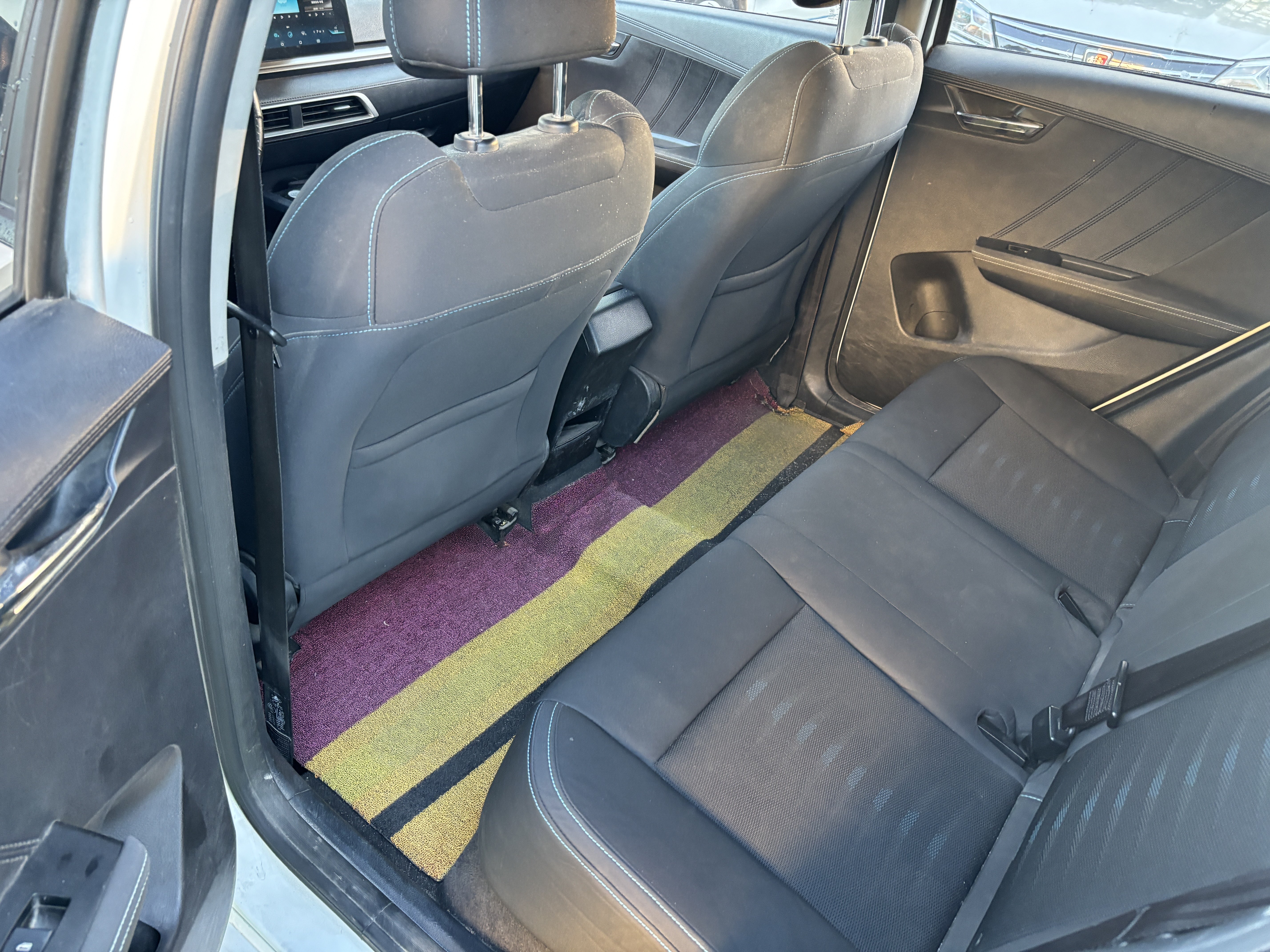 BYD e2 2020 изображение автомобиля #5