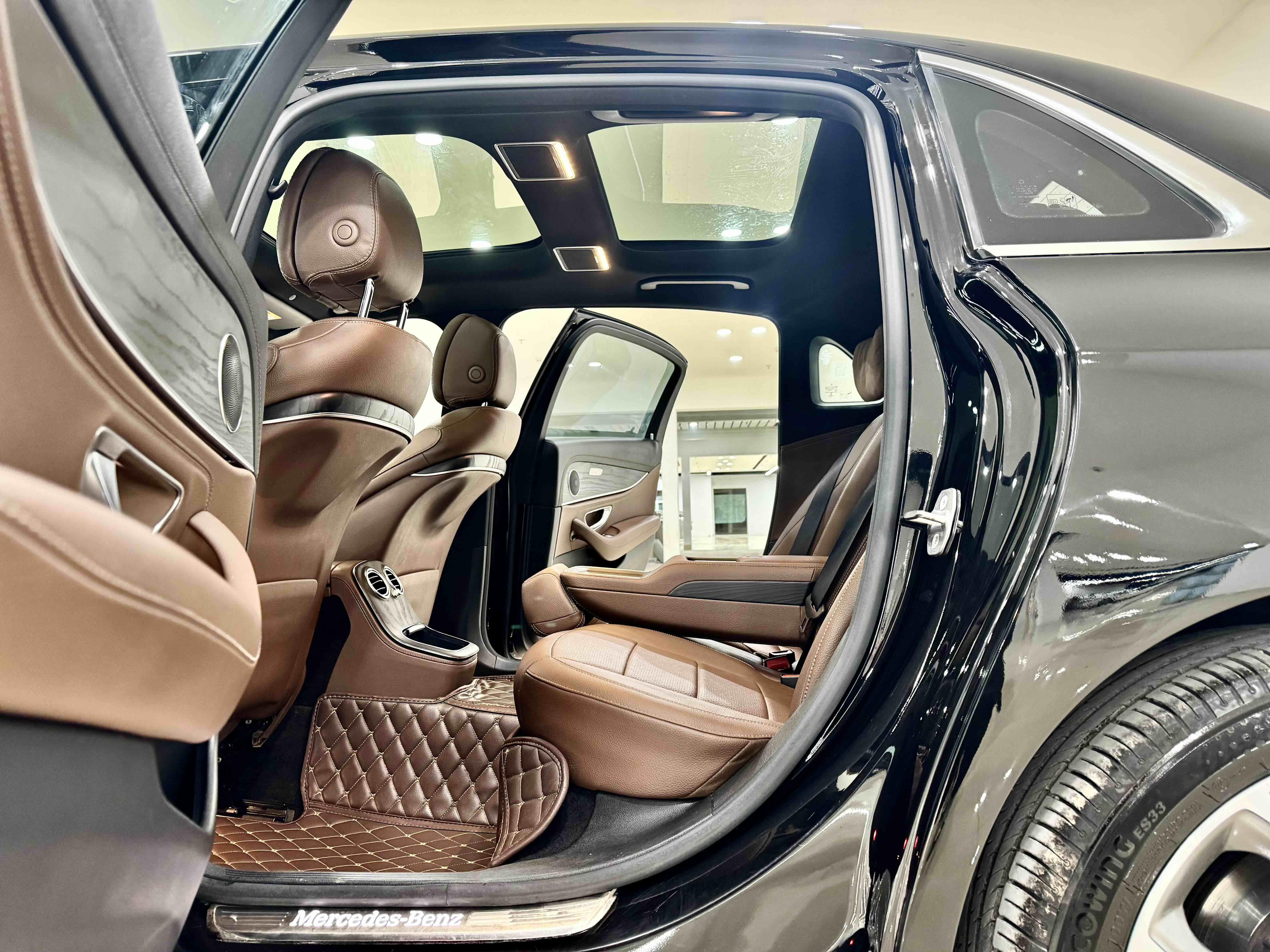 Mercedes-Benz E Class 2021 car image #5