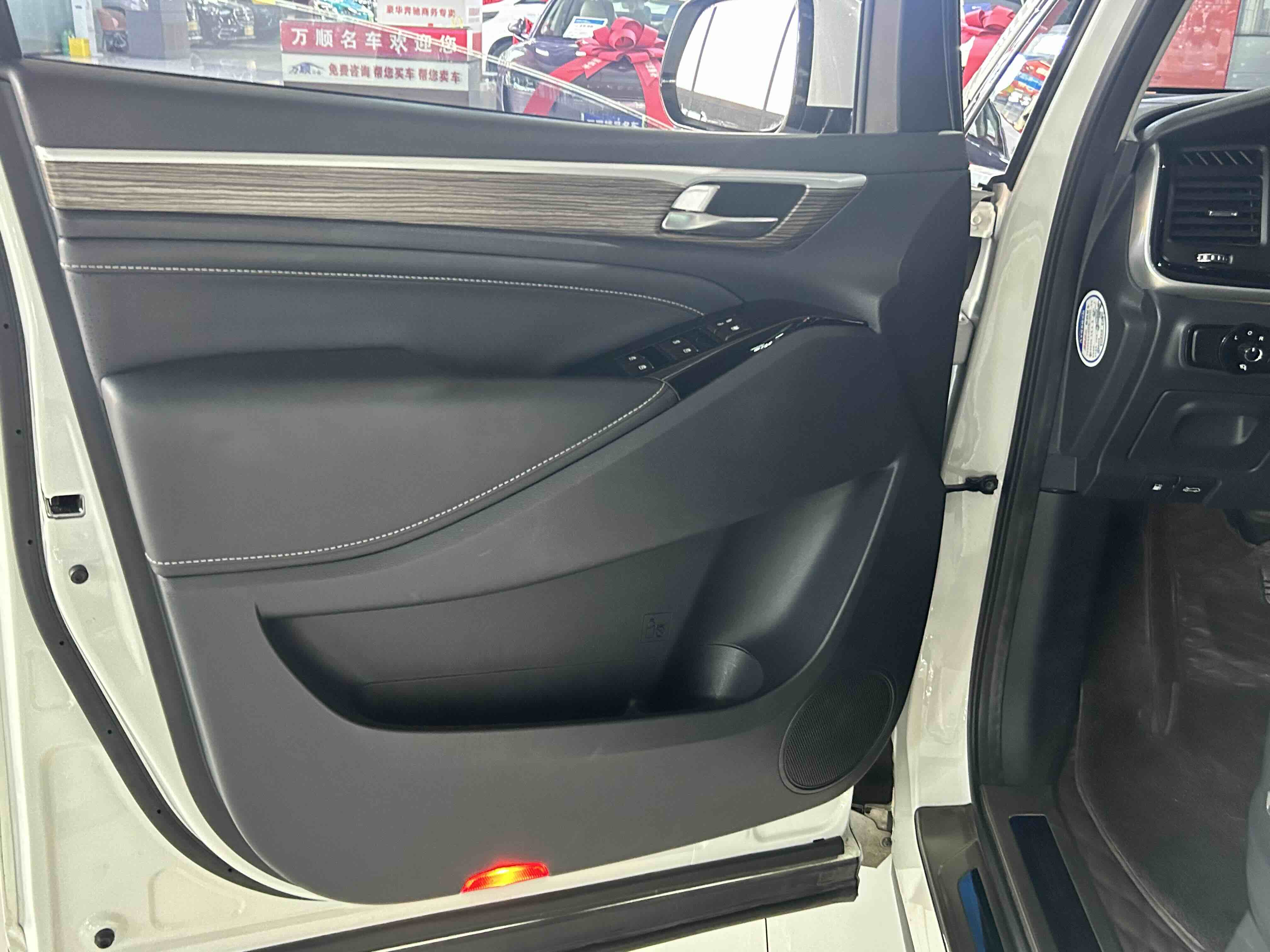 GAC Trumpchi M8 2022 car image #5