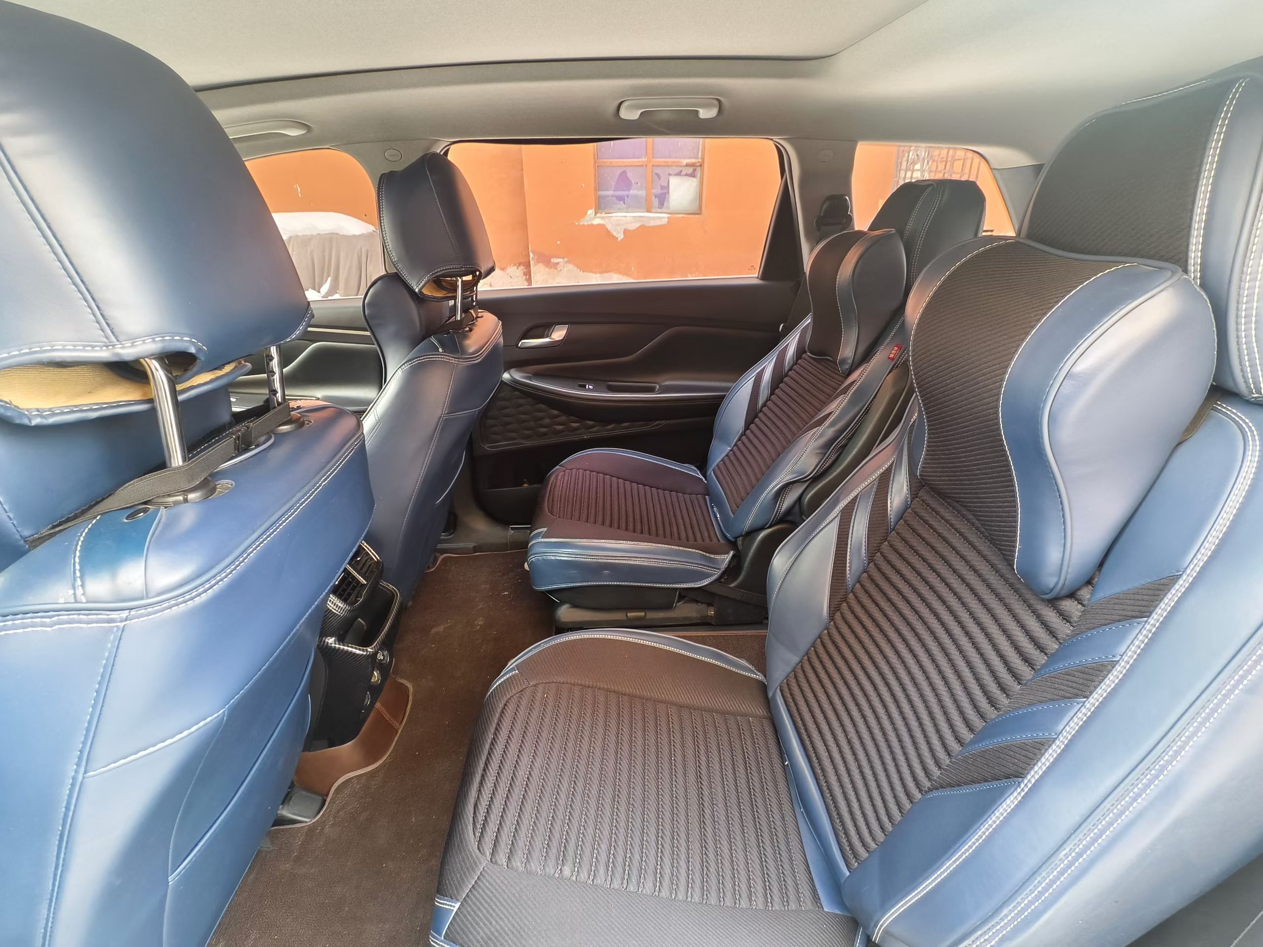 Hyundai Santa Fe 2021 car image #5