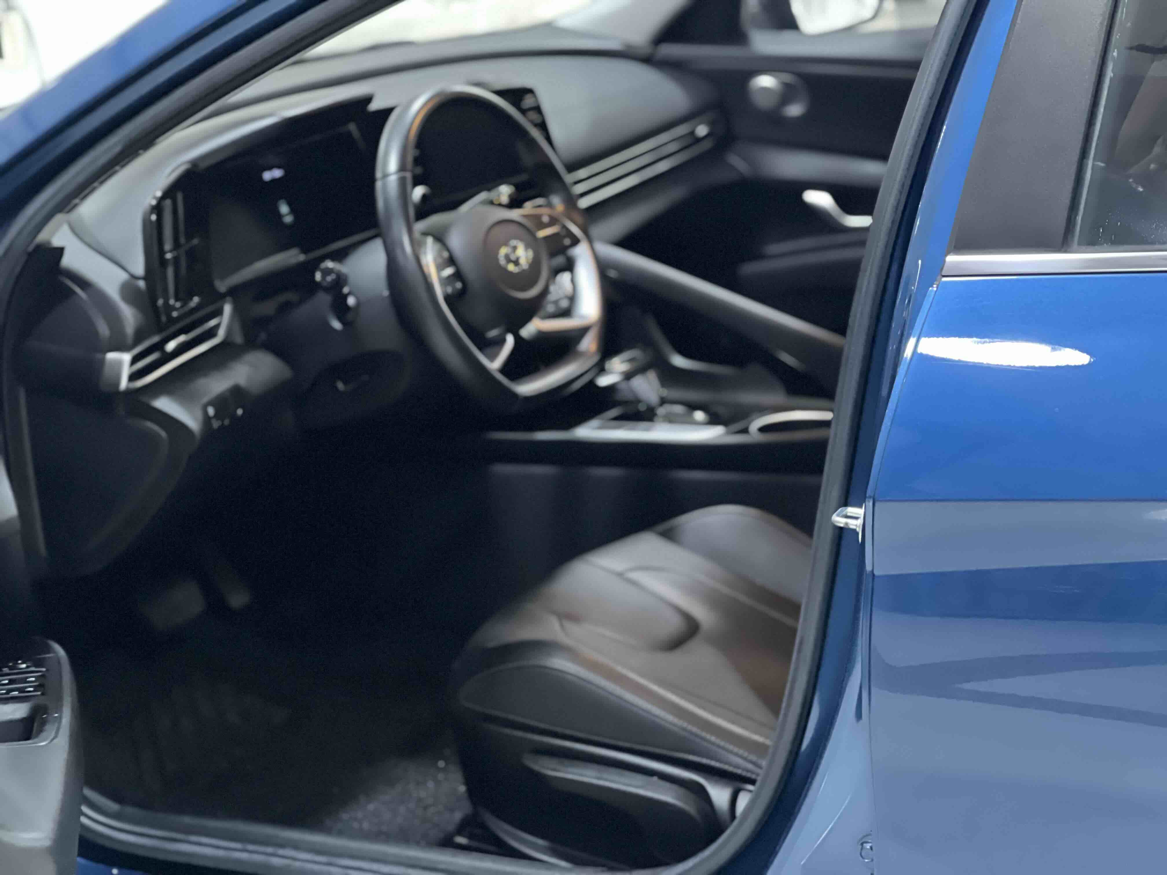 Hyundai Elantra 2021 immagine di auto #5