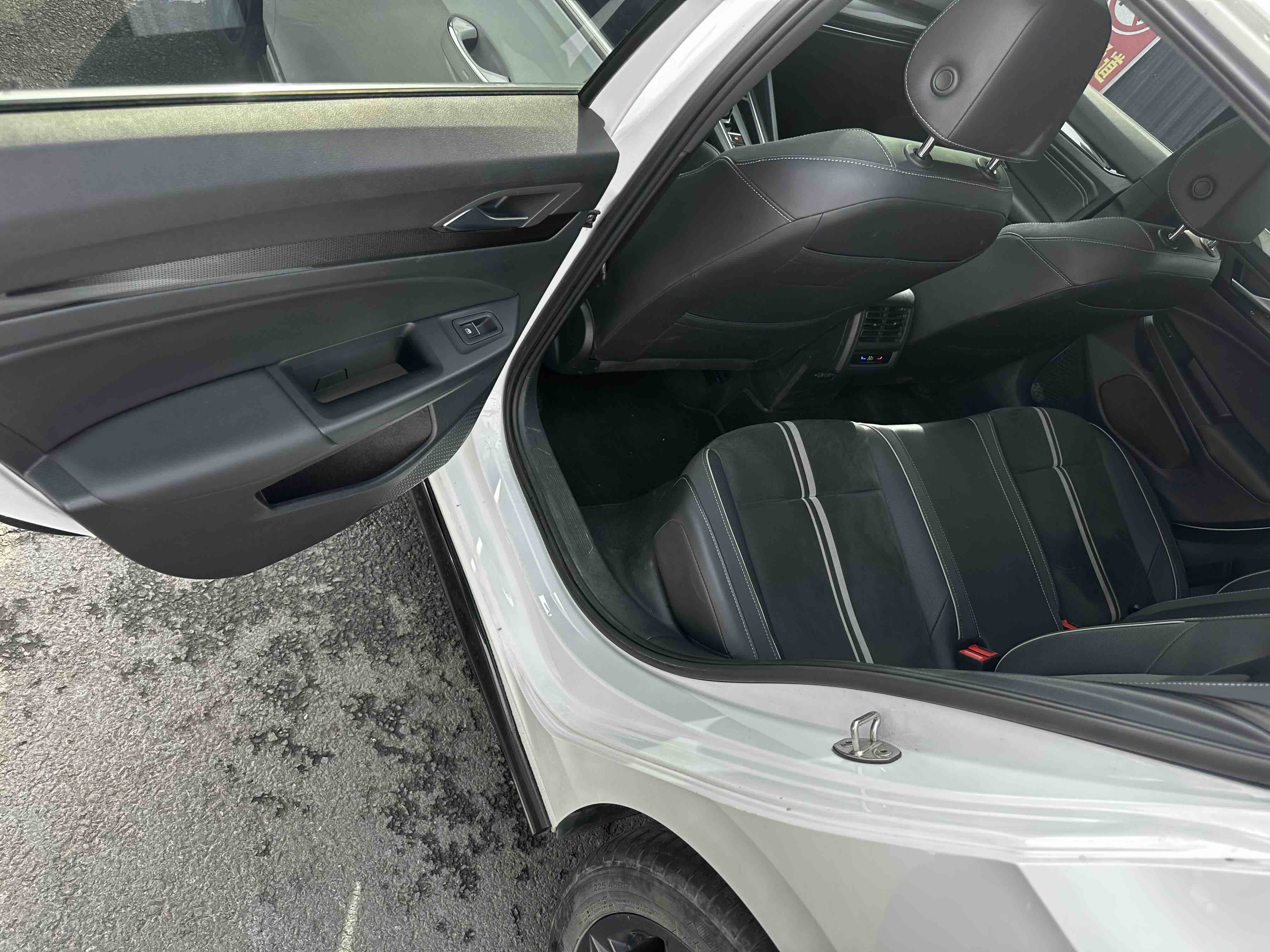 Volkswagen Golf 2022 #5 Volkswagen Golf 2022 car image #5