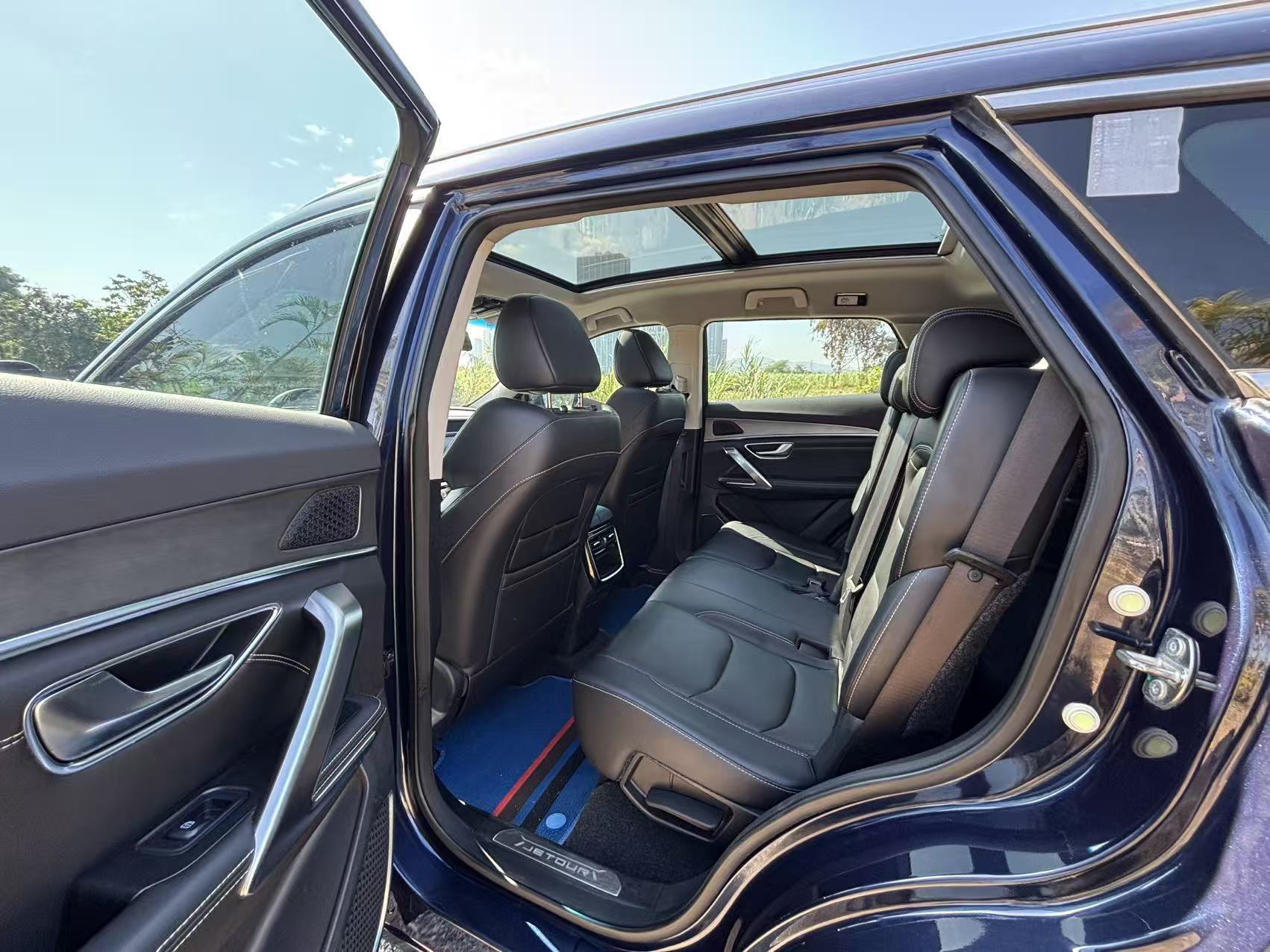 X70 PLUS 2021 car image #5