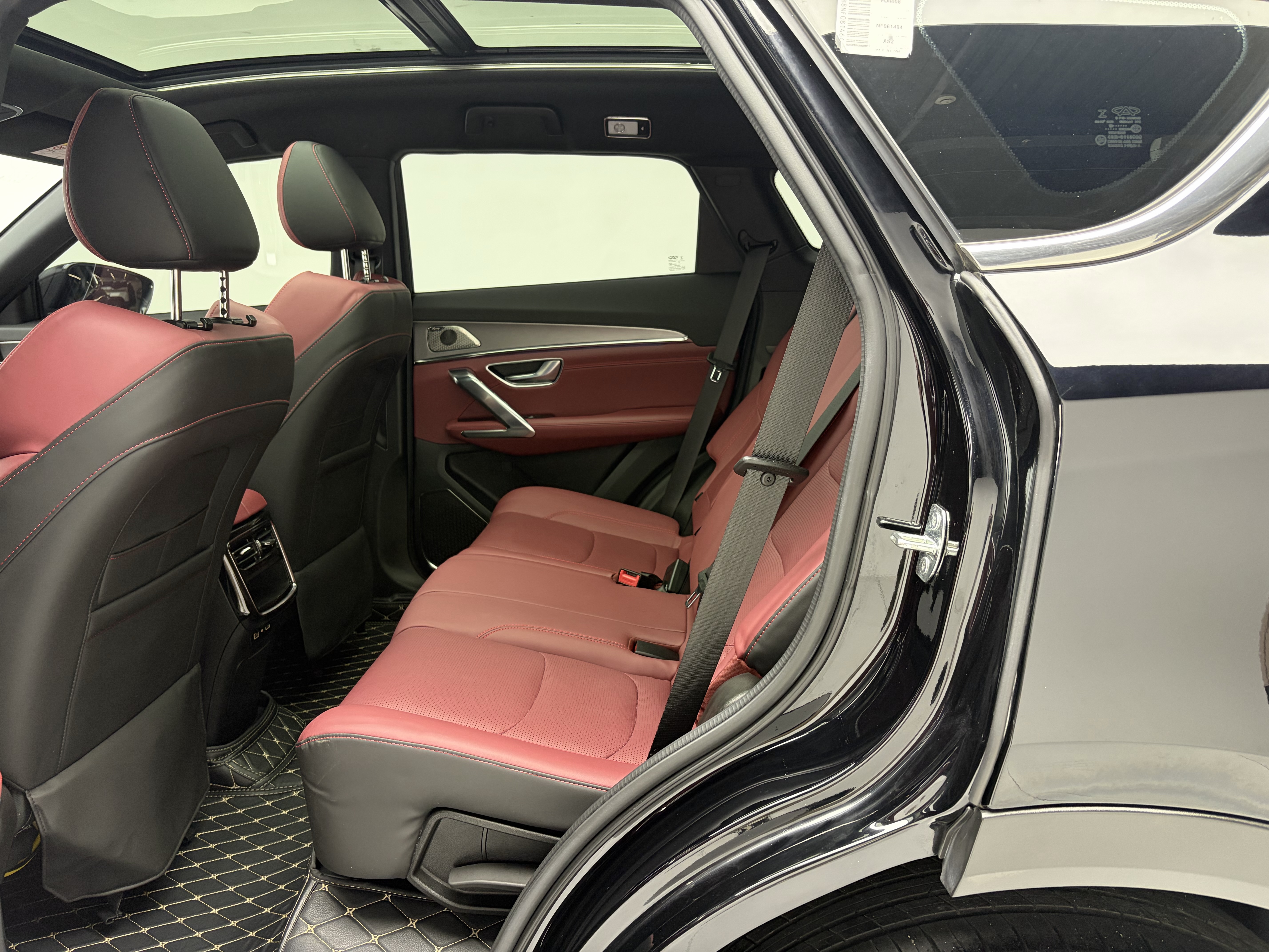 X70 PLUS 2022 car image #5