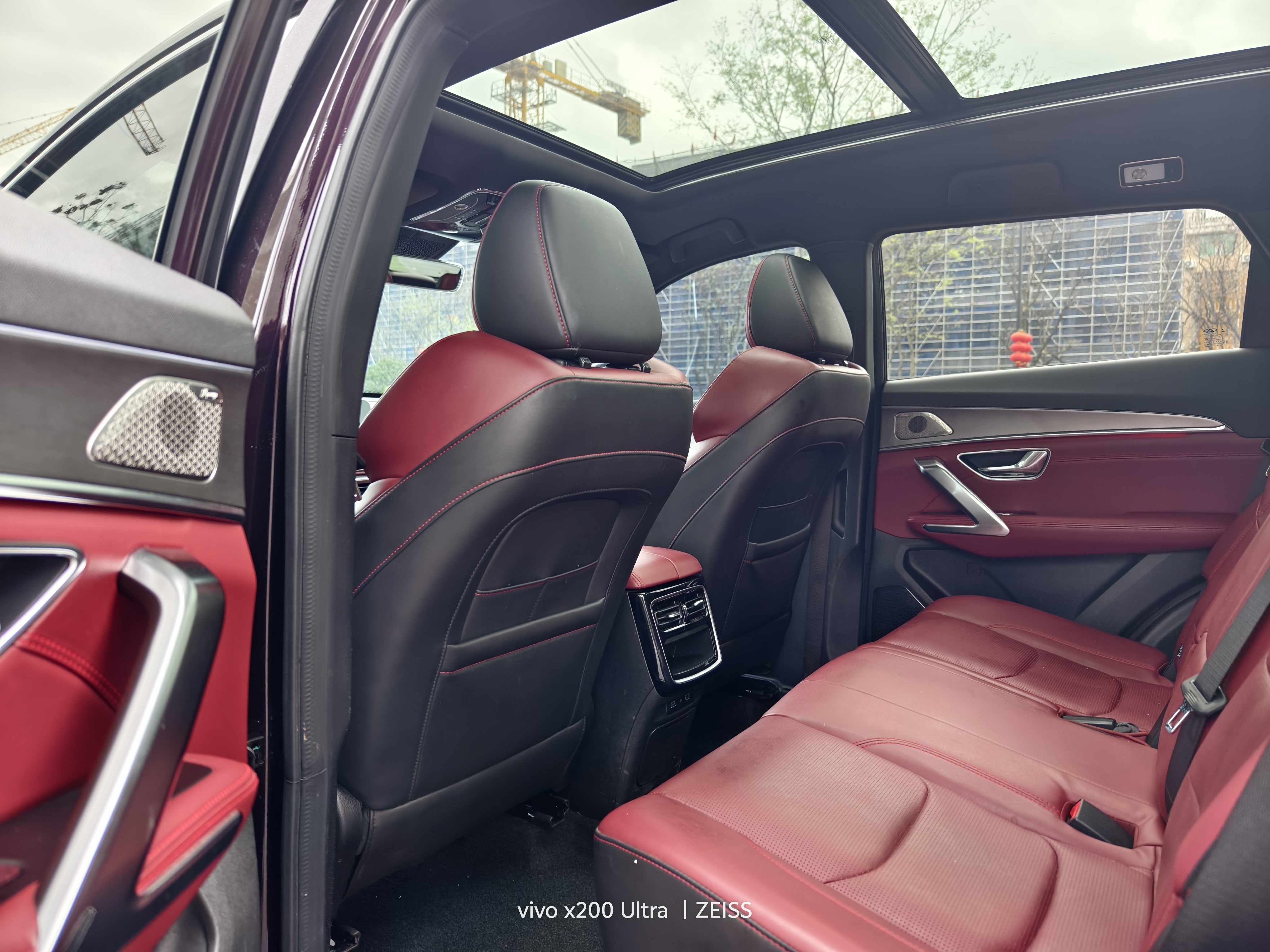 X70 PLUS 2022 car image #5
