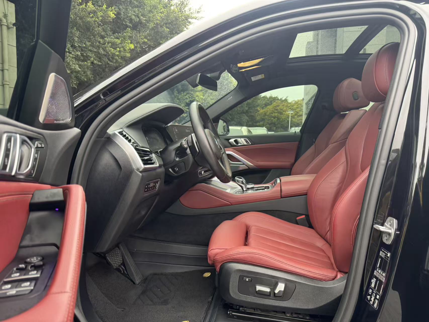 BMW X6 2021 immagine di auto #5