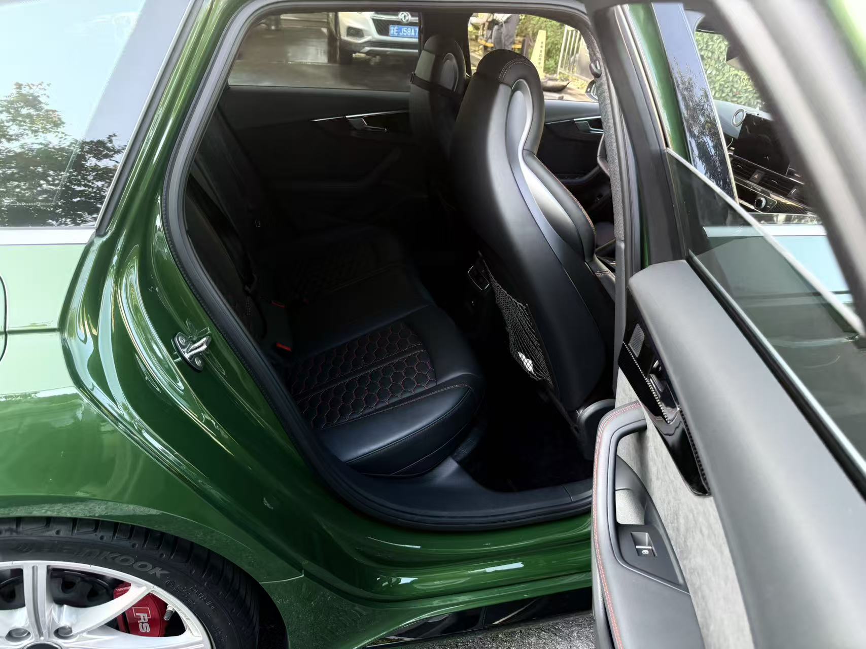 Audi RS 4 2021 #5 Audi RS 4 2021 изображение автомобиля #5