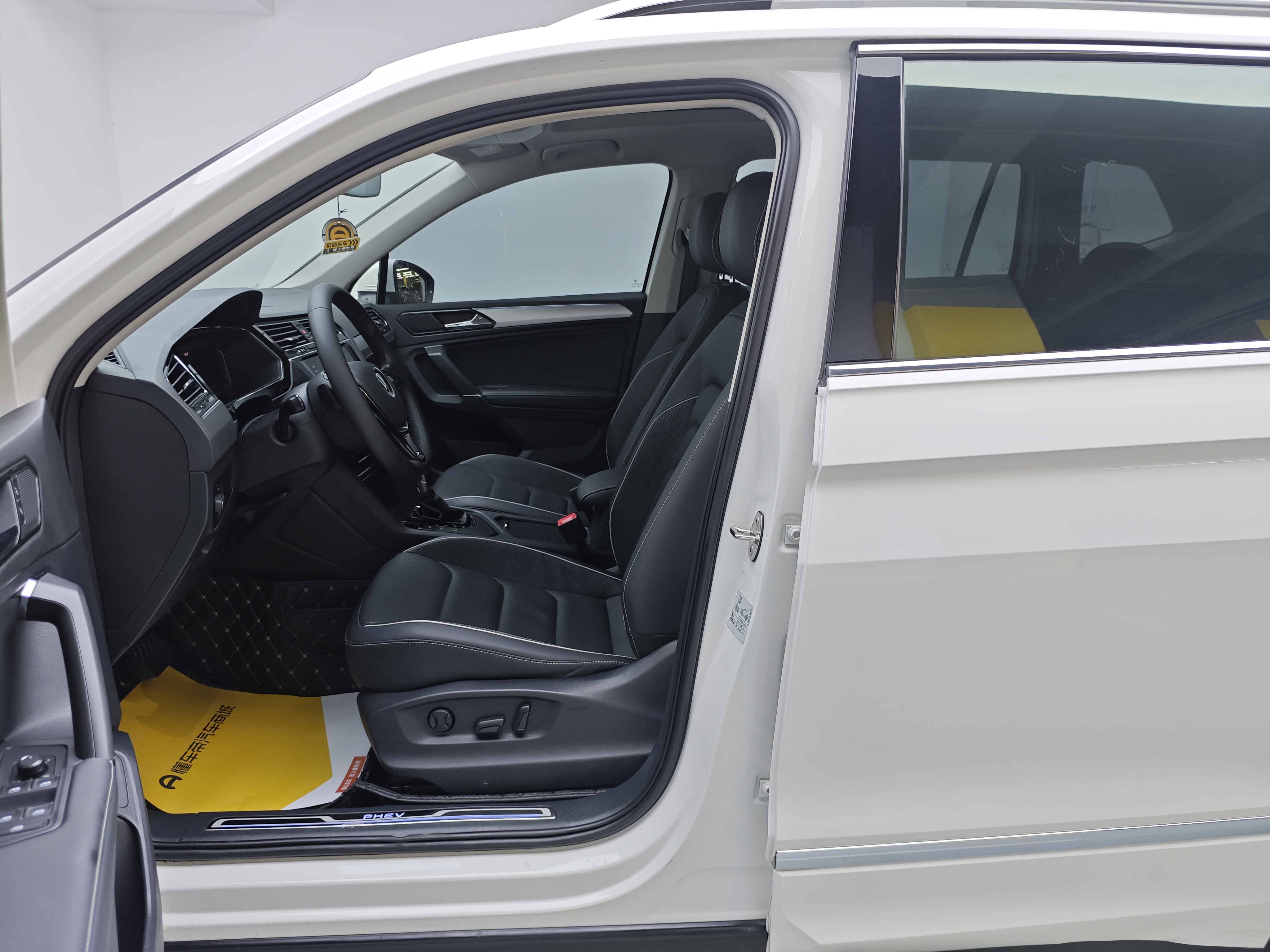 Volkswagen Tiguan L New Energy 2021 изображение автомобиля #5