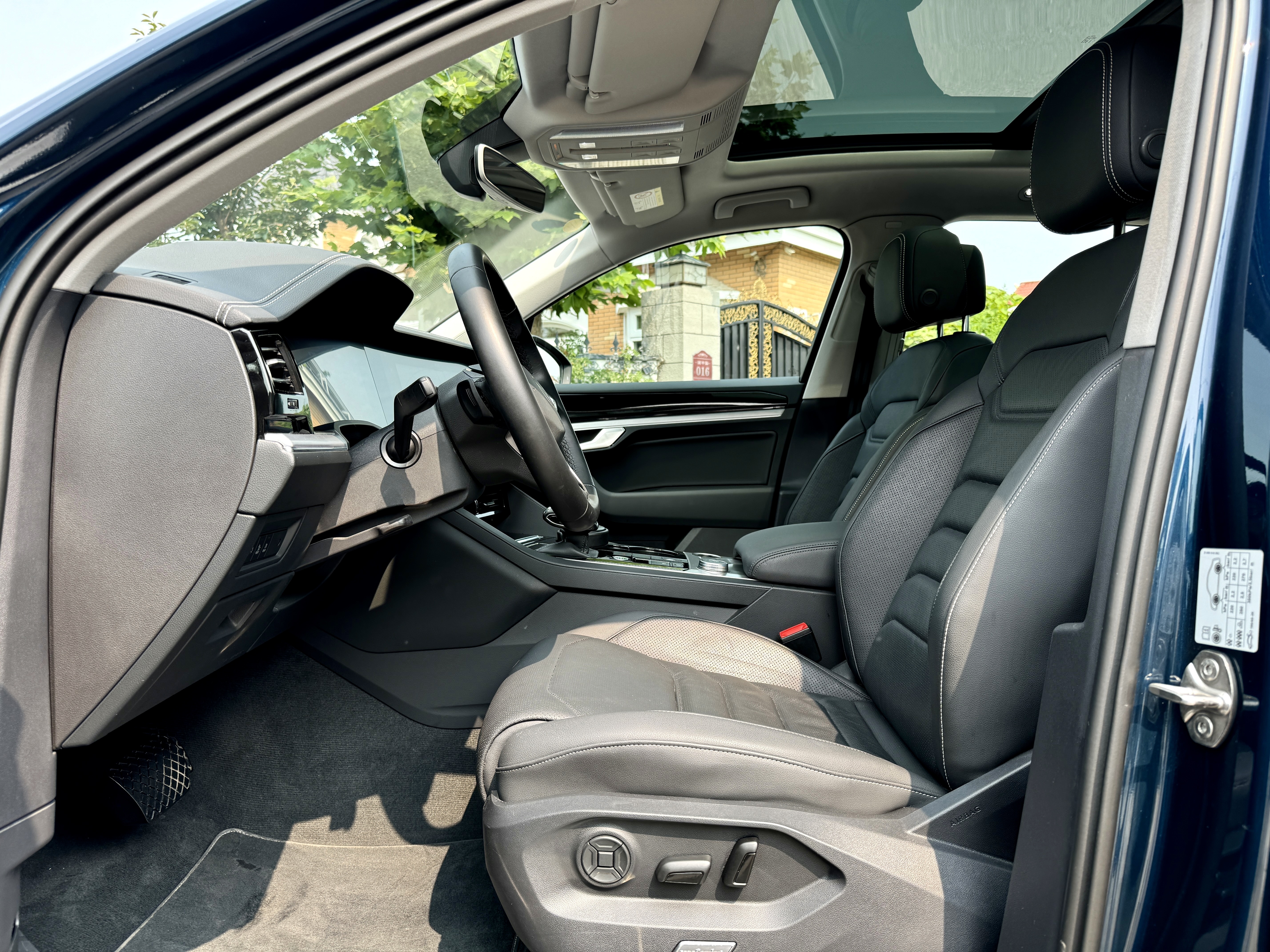 Volkswagen Touareg New Energy 2021 car image #5