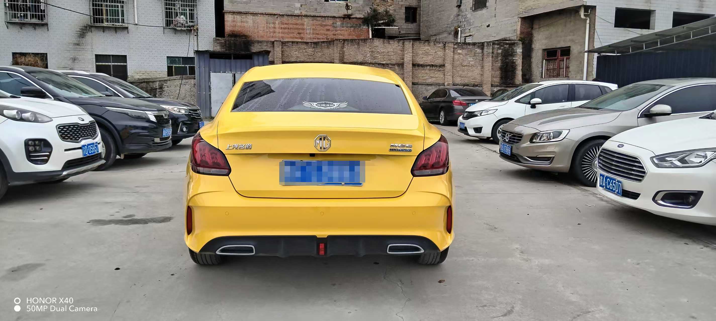 5 2022 car image #5